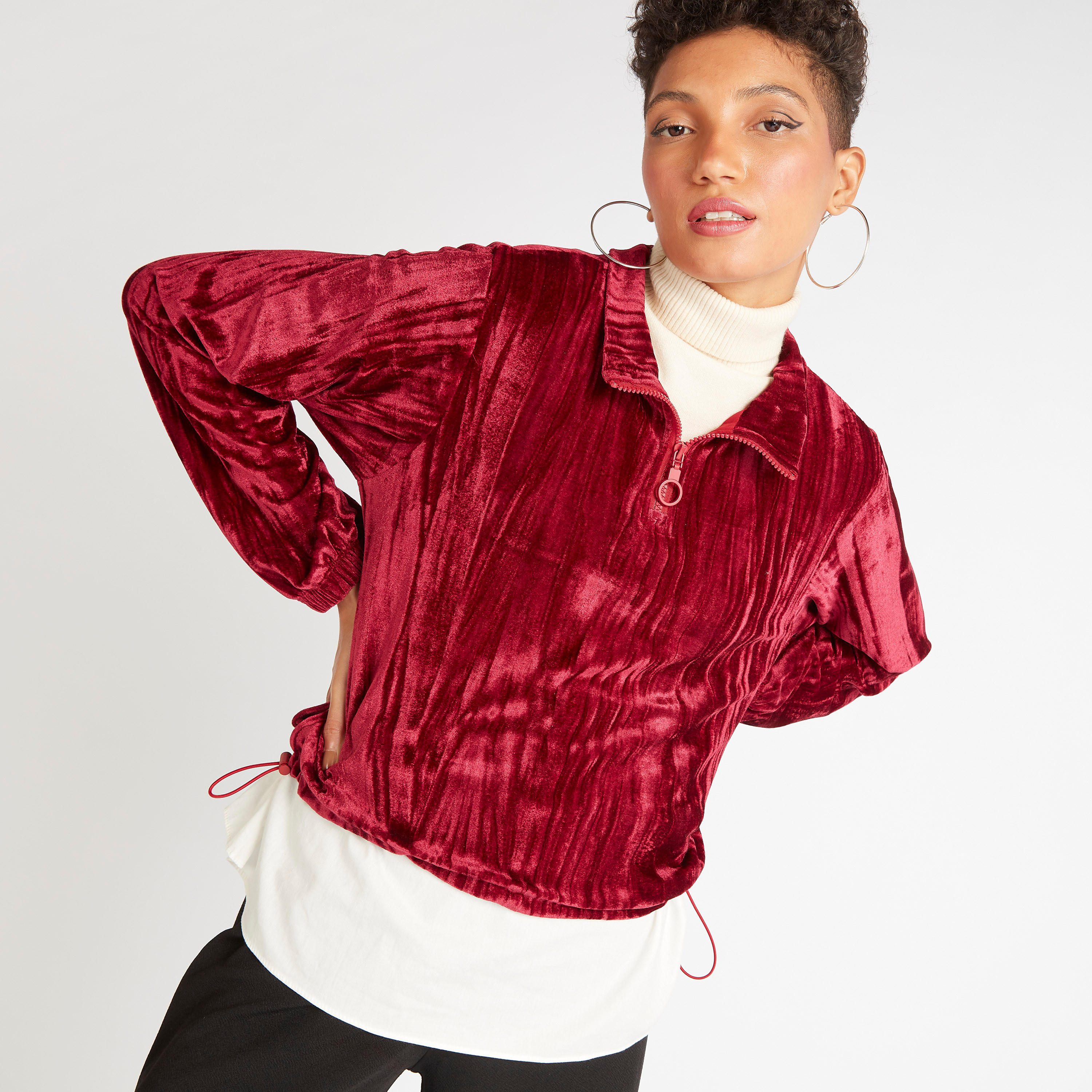 سويت شيرت بارز الملمس بأكمام طويلة وياقة وأكمام طويلة من تو إكستريمز-women-winterwear-hoodiesandsweatshirts-sweatshirts-image-6