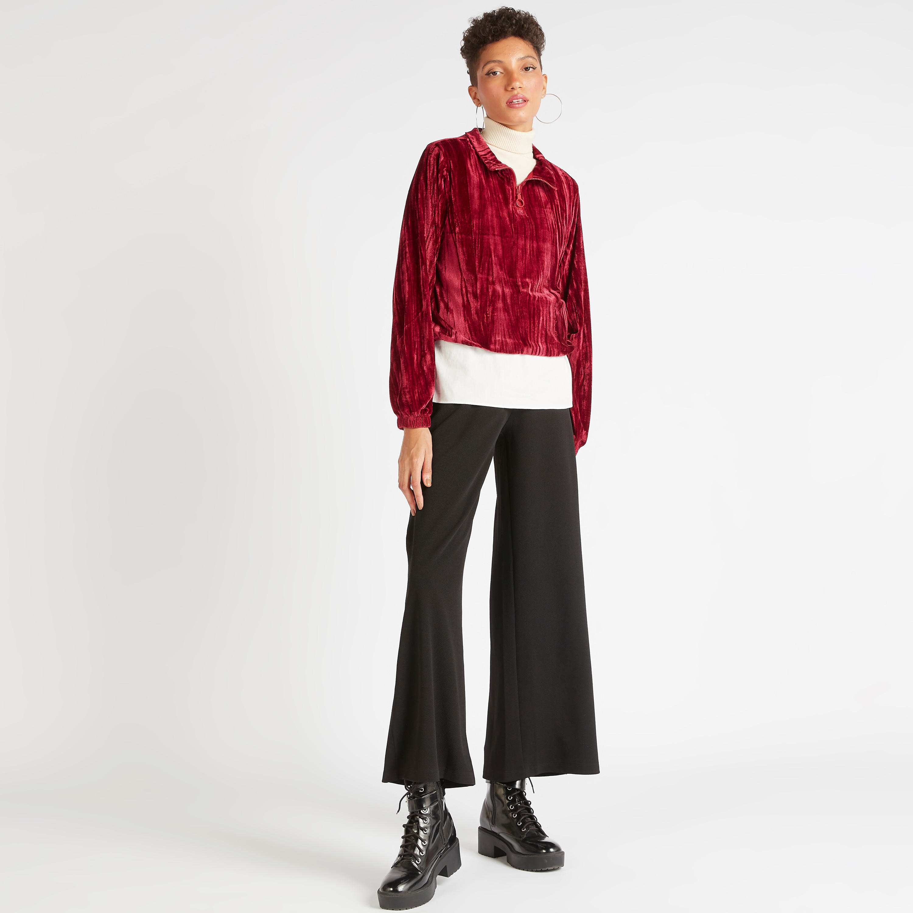 سويت شيرت بارز الملمس بأكمام طويلة وياقة وأكمام طويلة من تو إكستريمز-women-winterwear-hoodiesandsweatshirts-sweatshirts-image-7