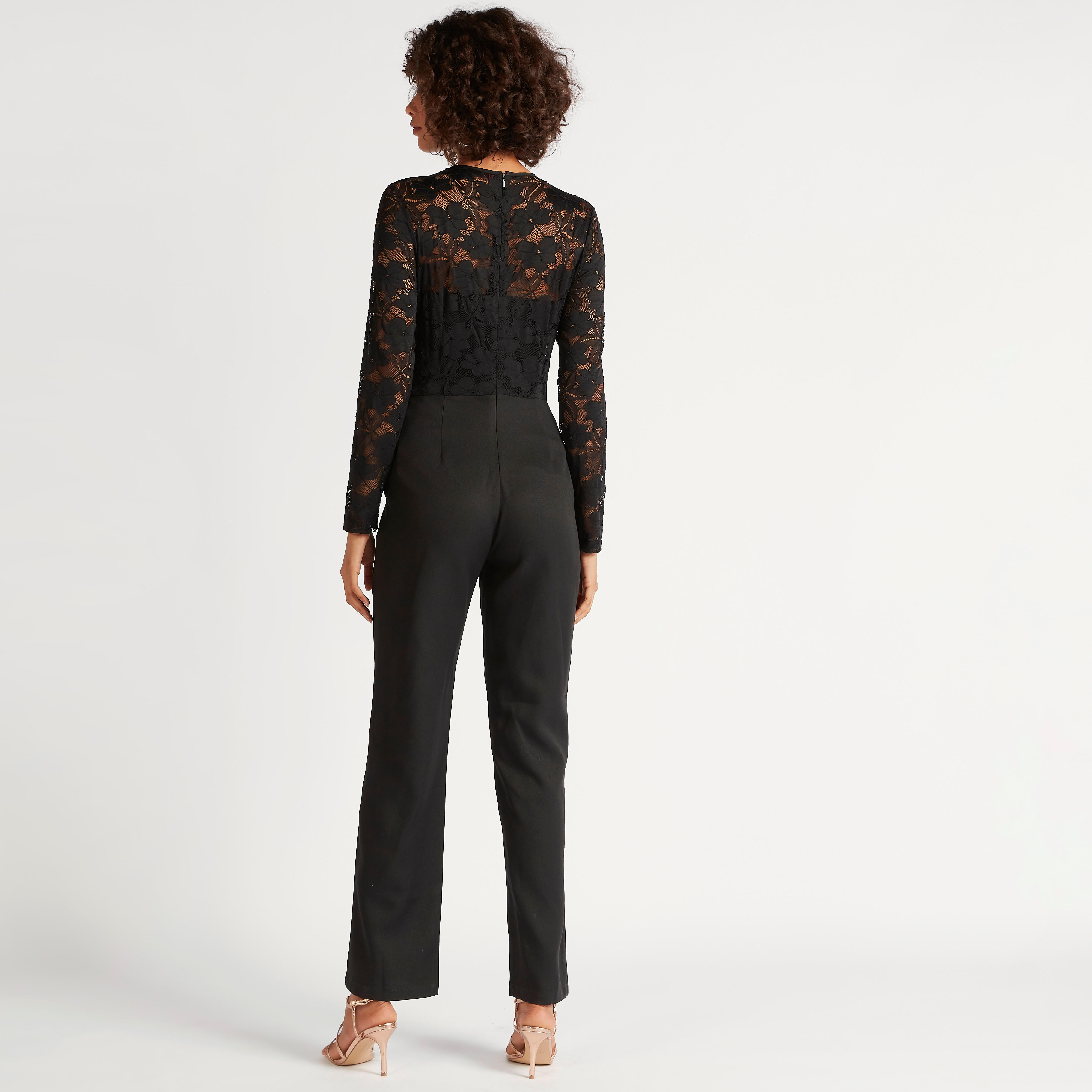جمبسوت طويل بتفاصيل دانتيل وأكمام طويلة من تو إكستريمز-women-clothing-jumpsuits-image-4