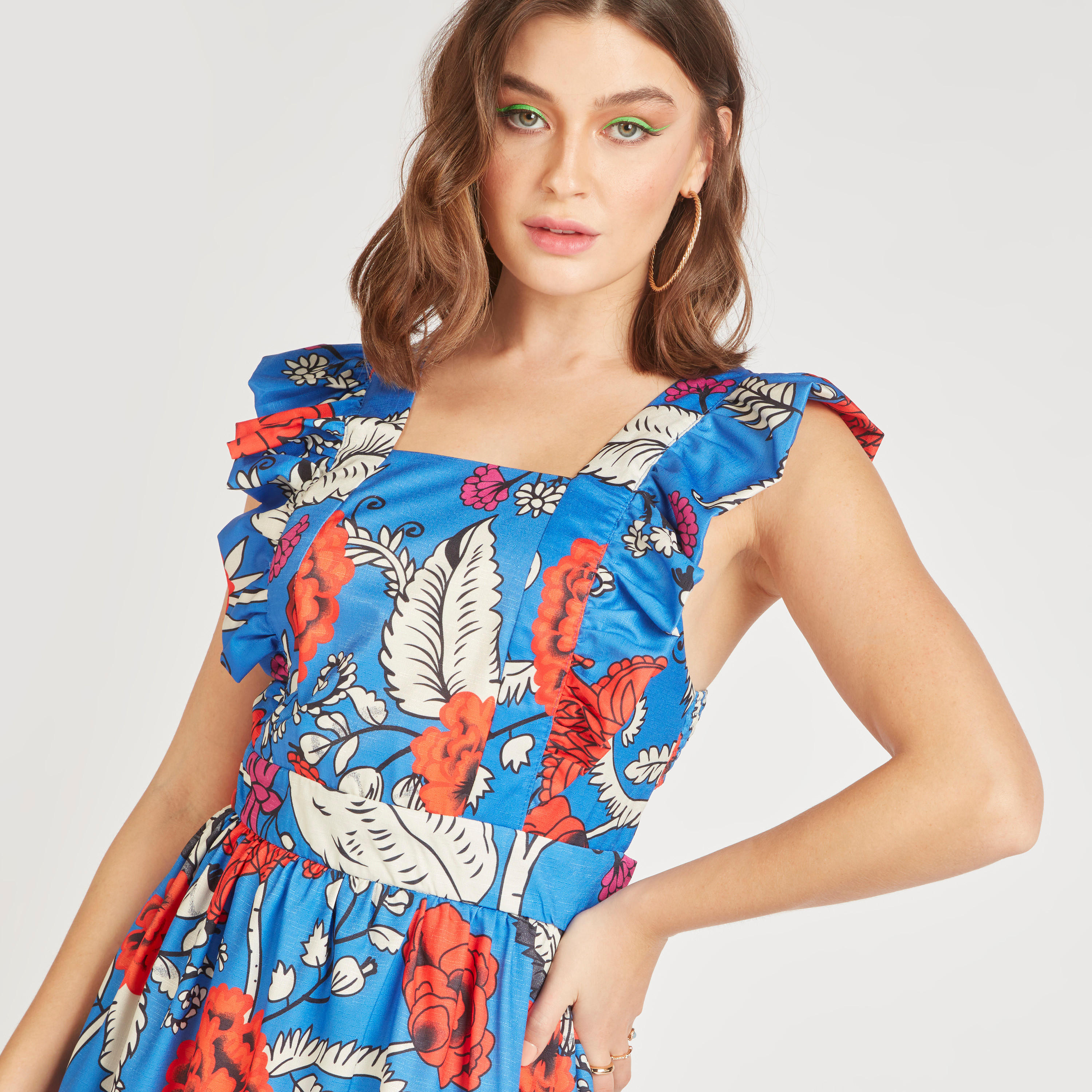 فستان طويل دون أكمام بطبعات زهرية وتفاصيل كشكش من توإكستريمز-women-clothing-dresses-image-5