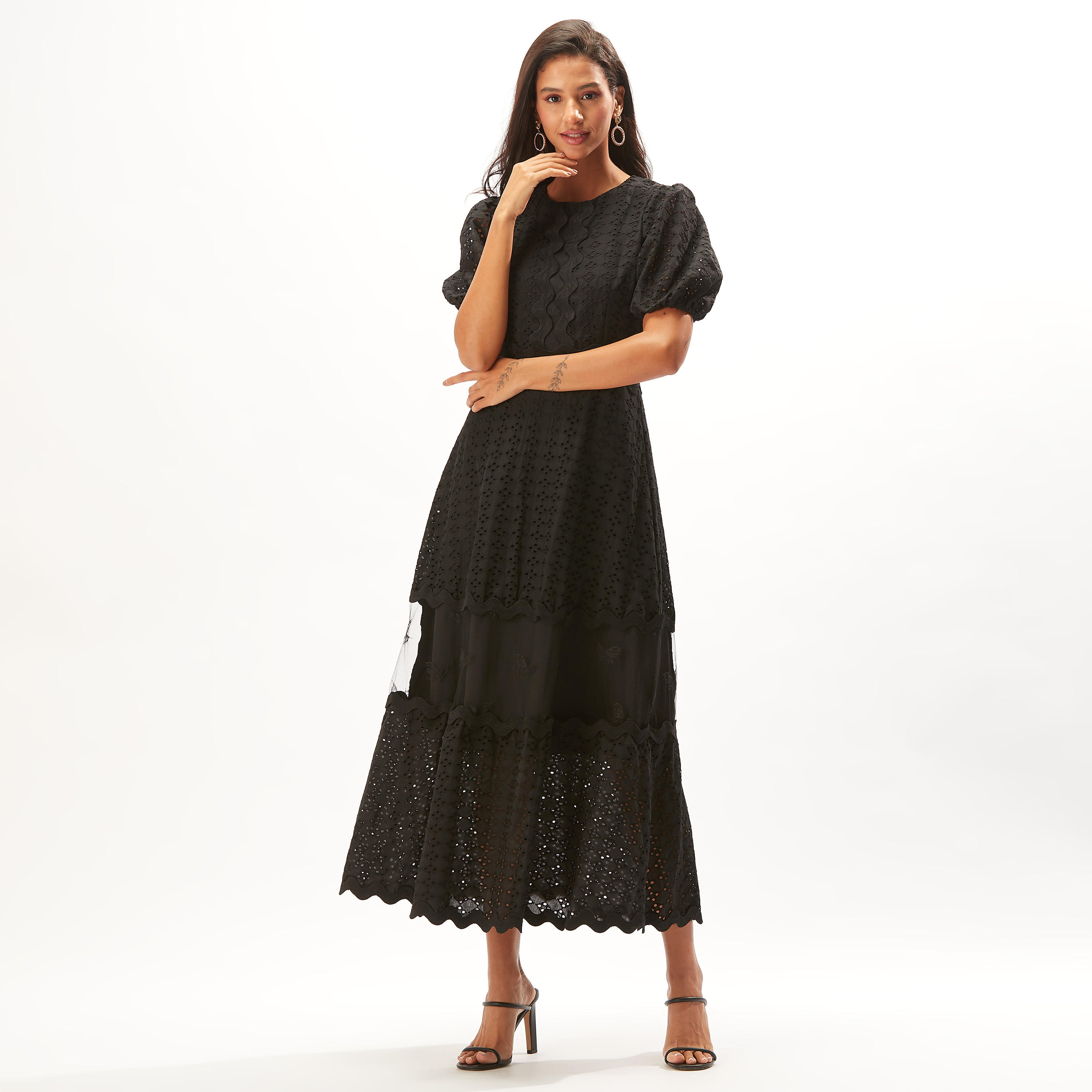 فستان طويل شيفلي بارز الملمس متعدد الطبقات بخصر مرن من توإكستريمز-women-clothing-dresses-image-5