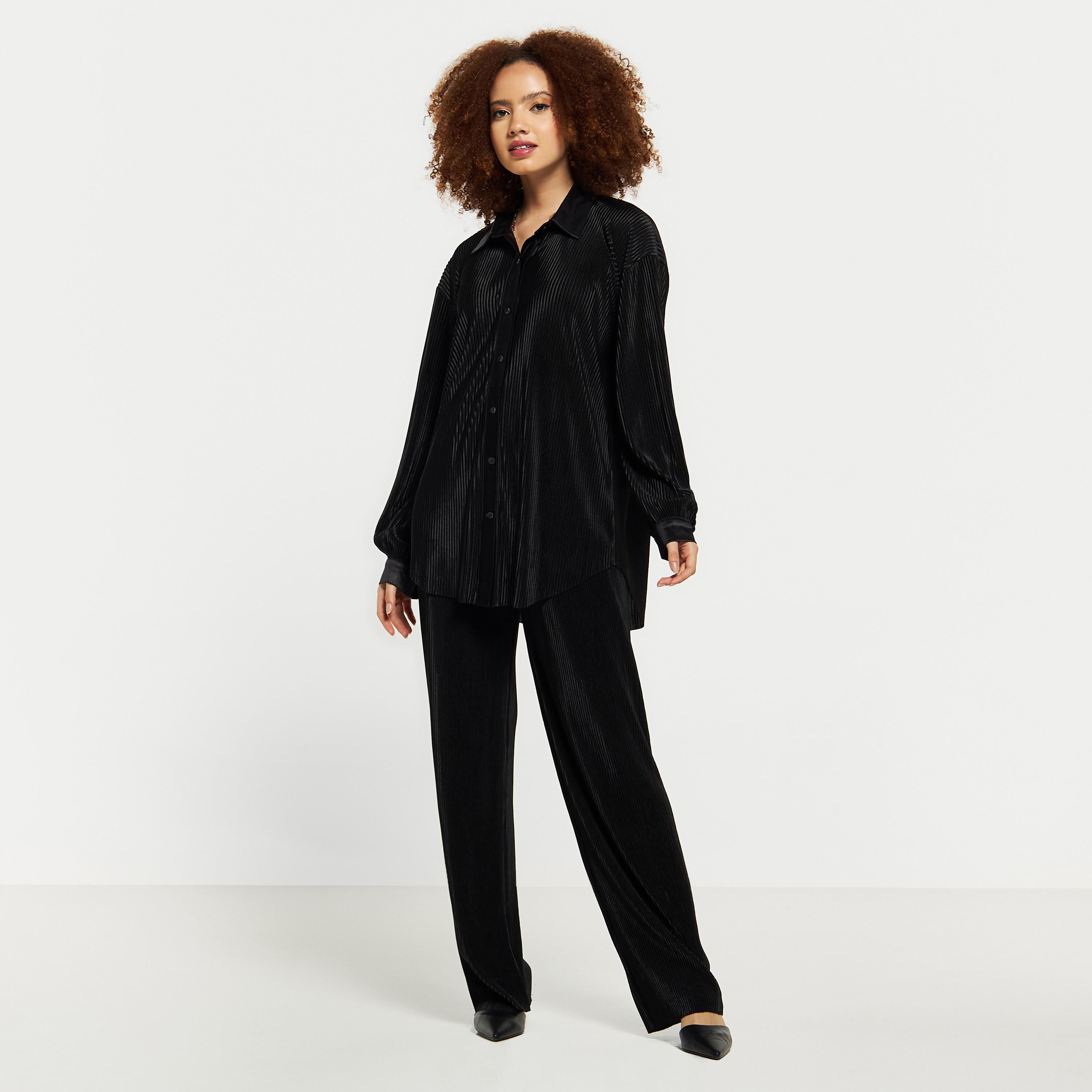 قميص بكشكش وياقة واسعة وأكمام طويلة من تو إكستريمز-women-clothing-shirtsandblouses-shirts-image-2