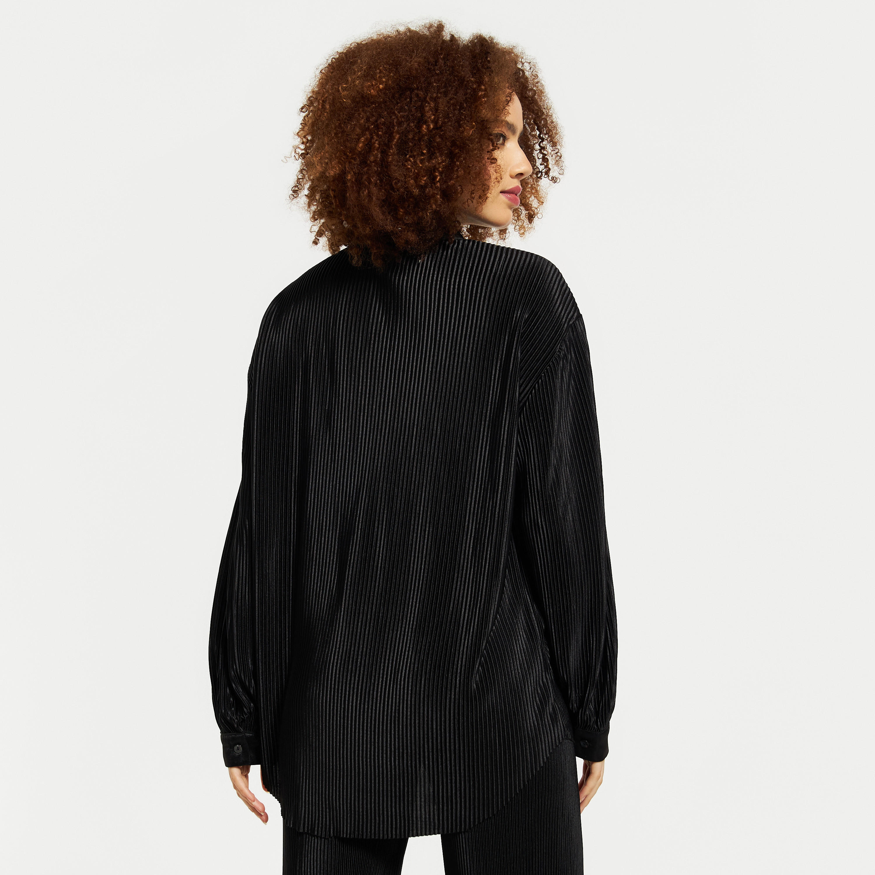 قميص بكشكش وياقة واسعة وأكمام طويلة من تو إكستريمز-women-clothing-shirtsandblouses-shirts-image-3