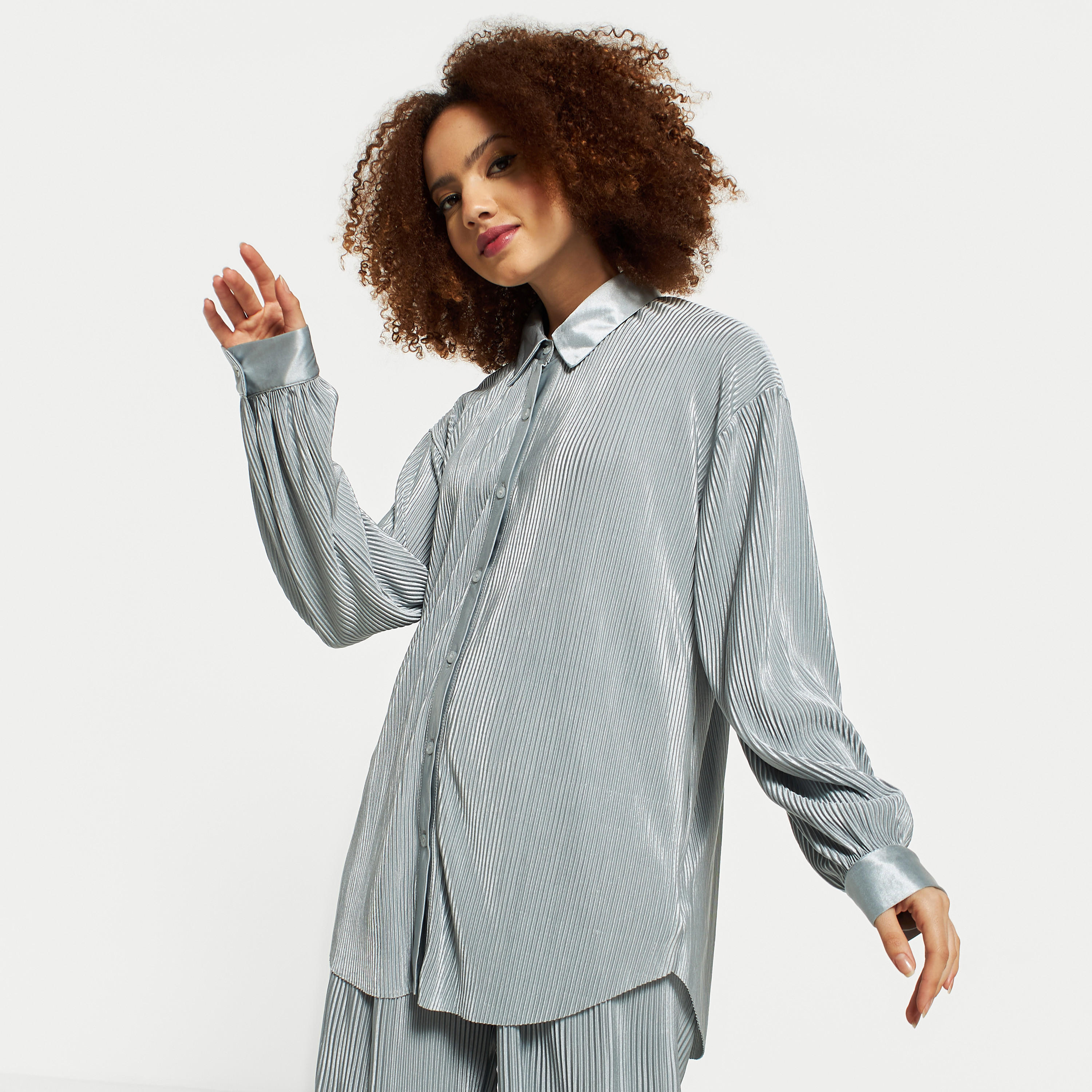 قميص بكشكش وياقة واسعة وأكمام طويلة من تو إكستريمز-women-clothing-shirtsandblouses-shirts-image-5