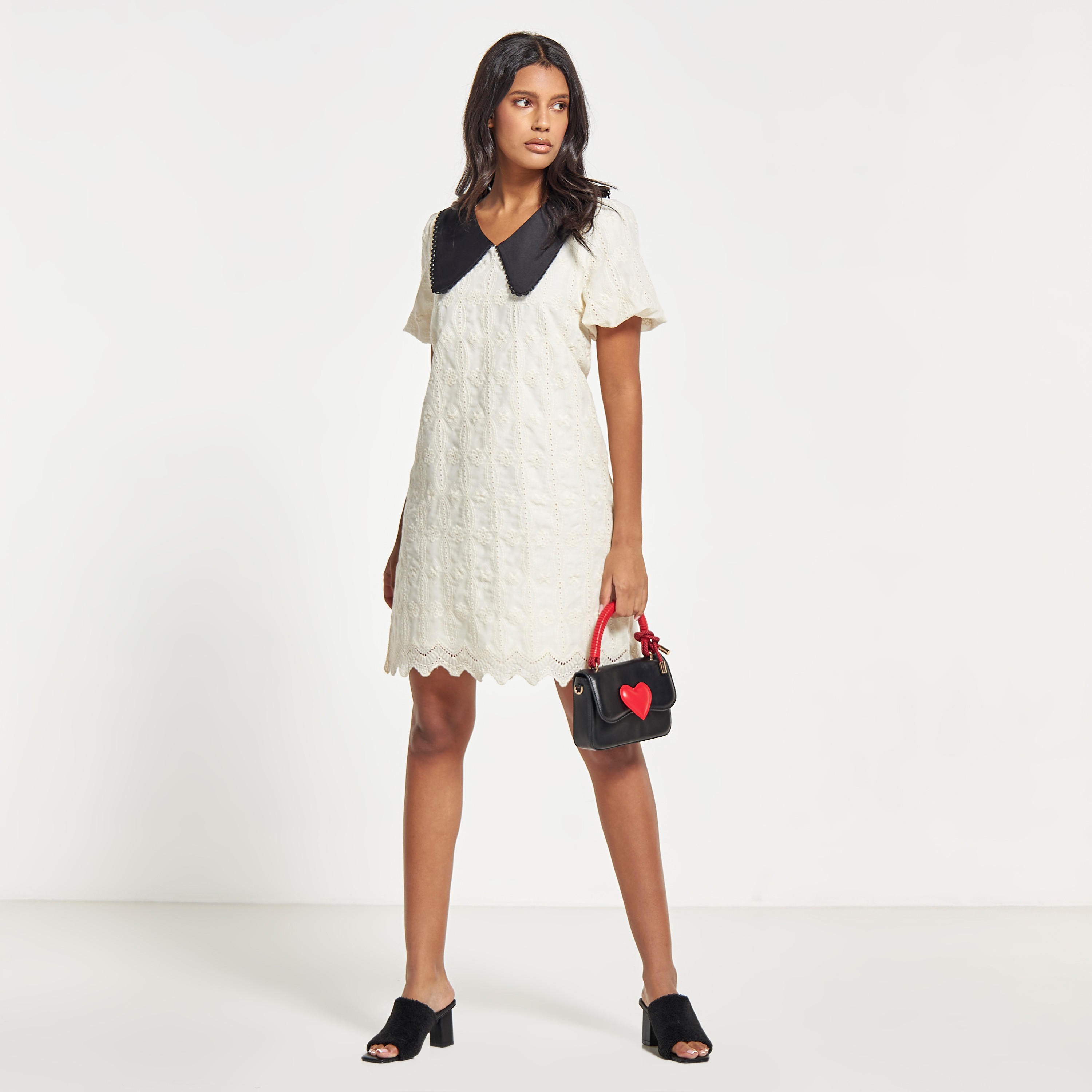 فستان واسع متوسط الطول بأكمام قصيرة وياقة بيتر بان من تو إكستريمز-women-clothing-dresses-image-2