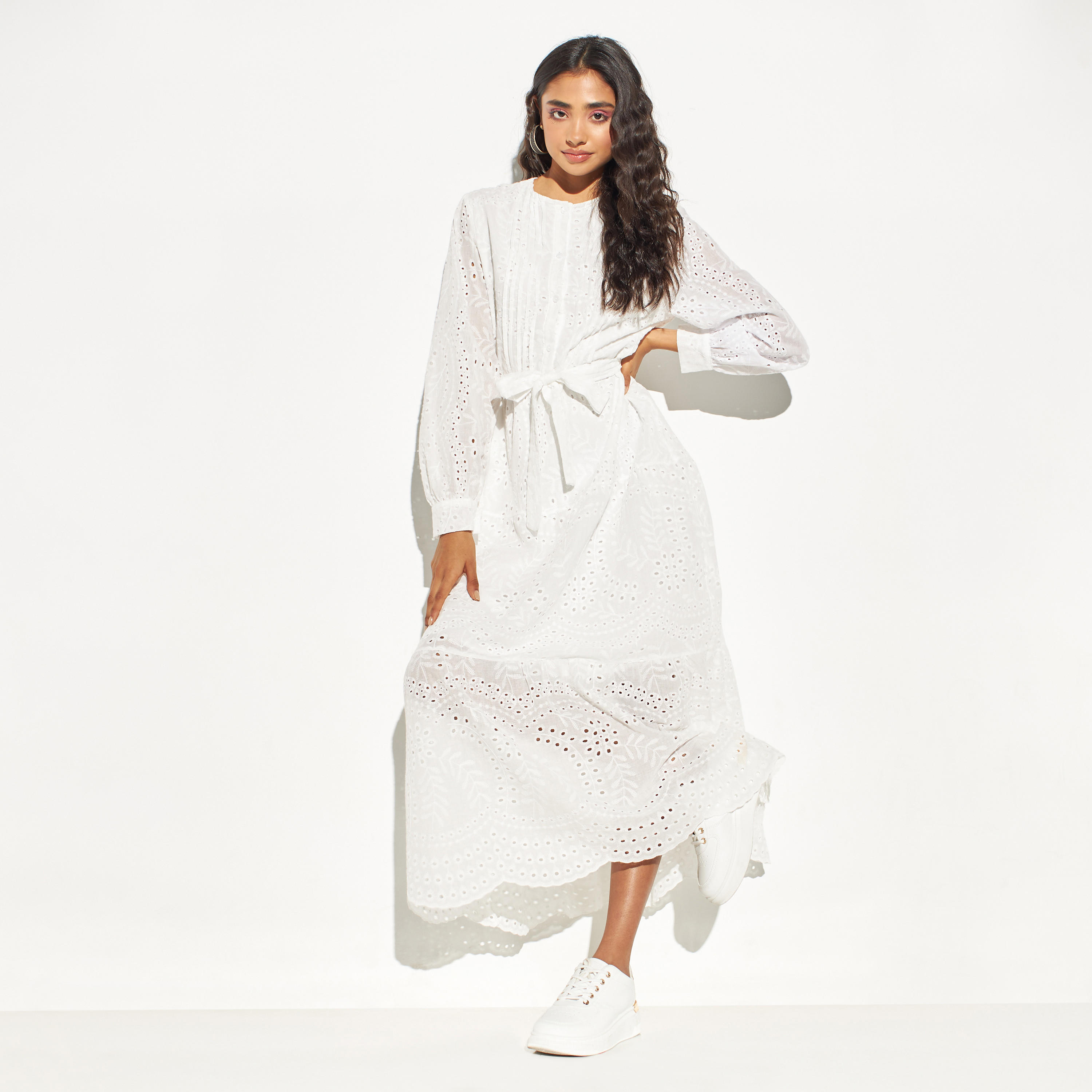 فستان طويل شيفلي بحزام ربط وتفاصيل بينتوك من تو إكستريمز-women-clothing-dresses-image-1