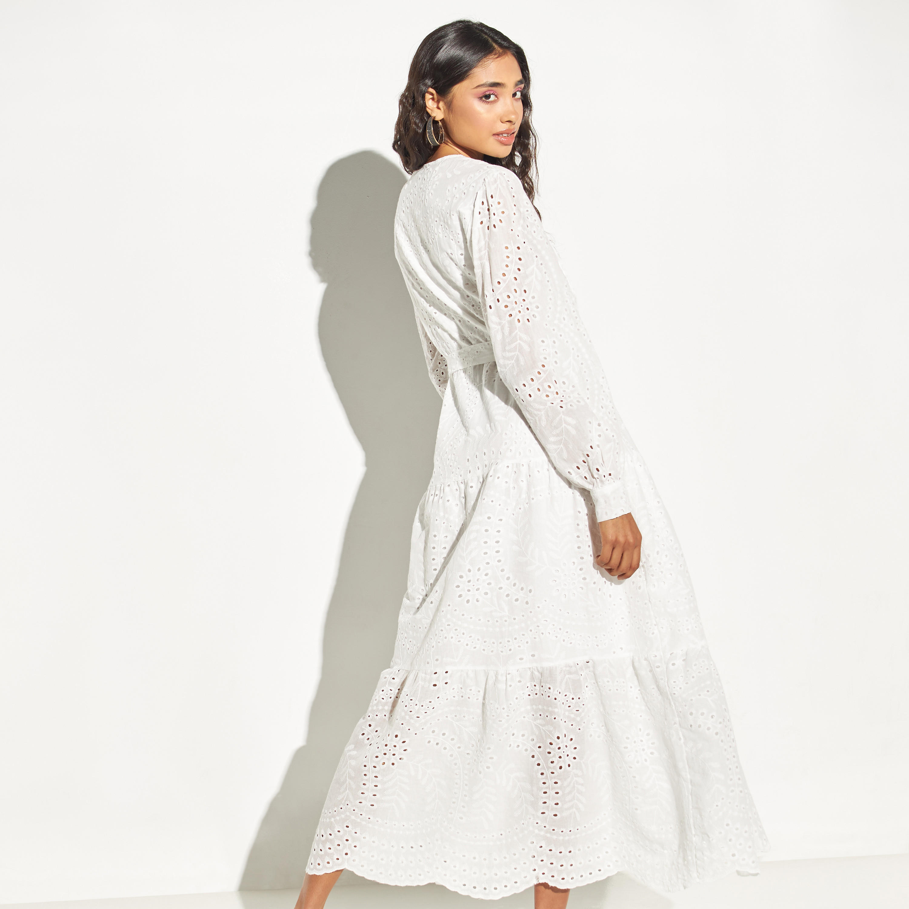 فستان طويل شيفلي بحزام ربط وتفاصيل بينتوك من تو إكستريمز-women-clothing-dresses-image-3