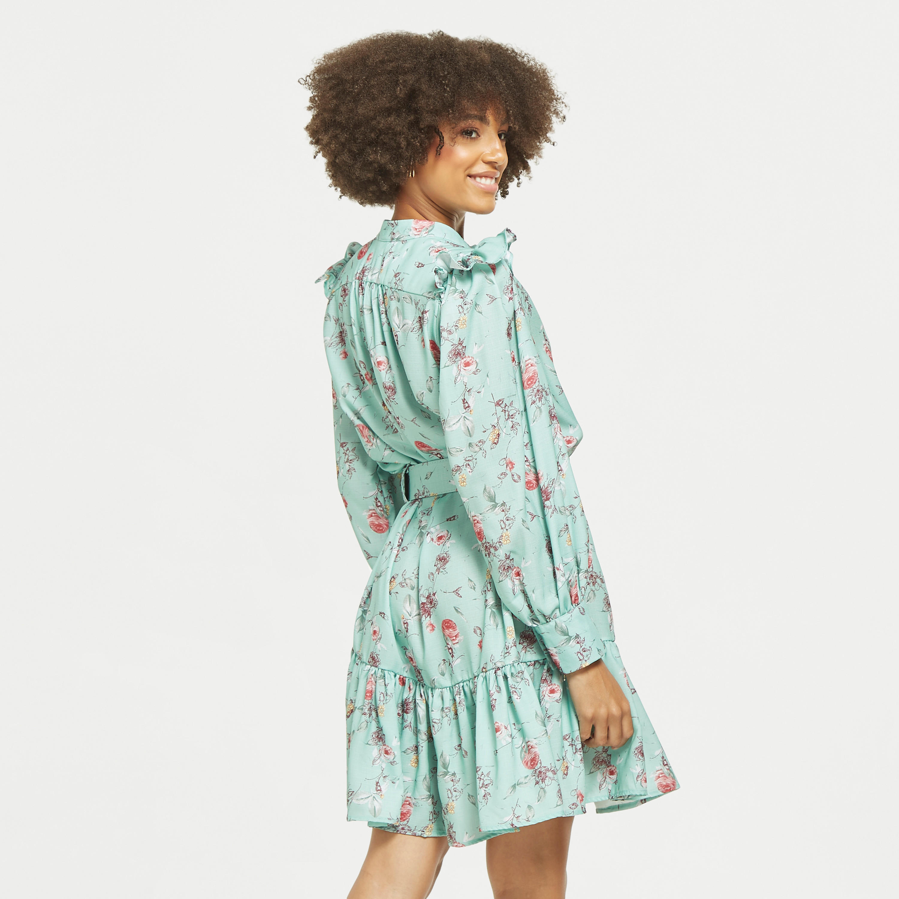 فستان قميص بحزام وكشكش وطبعات أزهار من تو إكستريمز-women-clothing-dresses-image-7