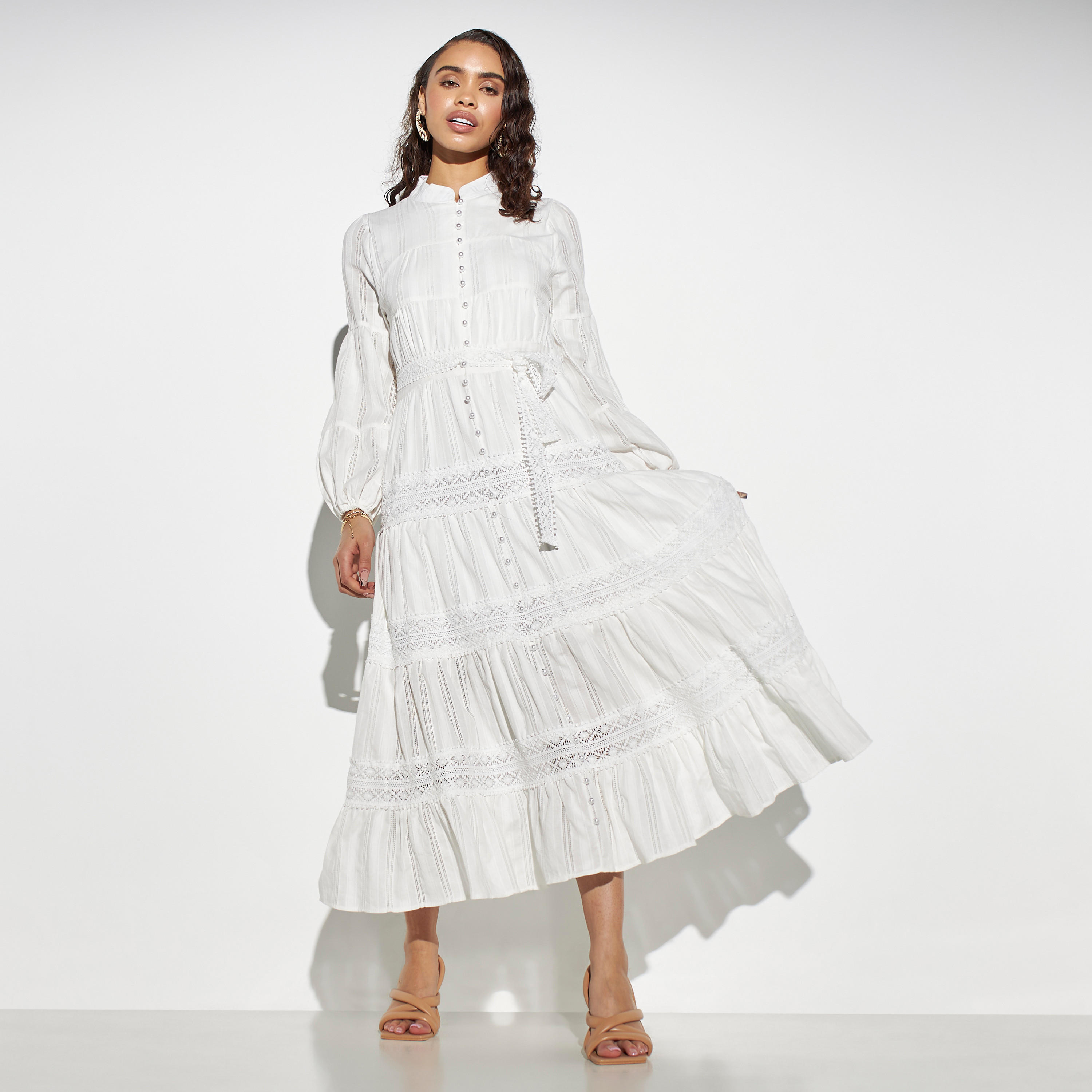 فستان طويل شيفلي متعدد الطبقات بأربطة من تو إكستريمز-women-clothing-dresses-image-5