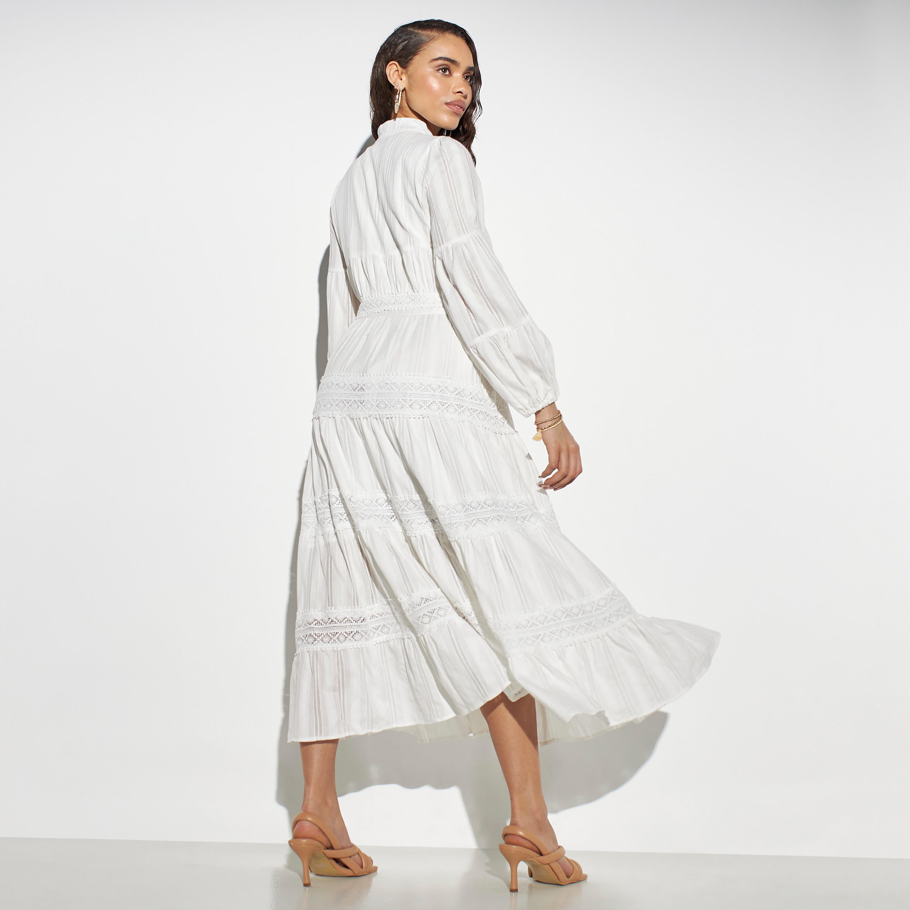 فستان طويل شيفلي متعدد الطبقات بأربطة من تو إكستريمز-women-clothing-dresses-image-6