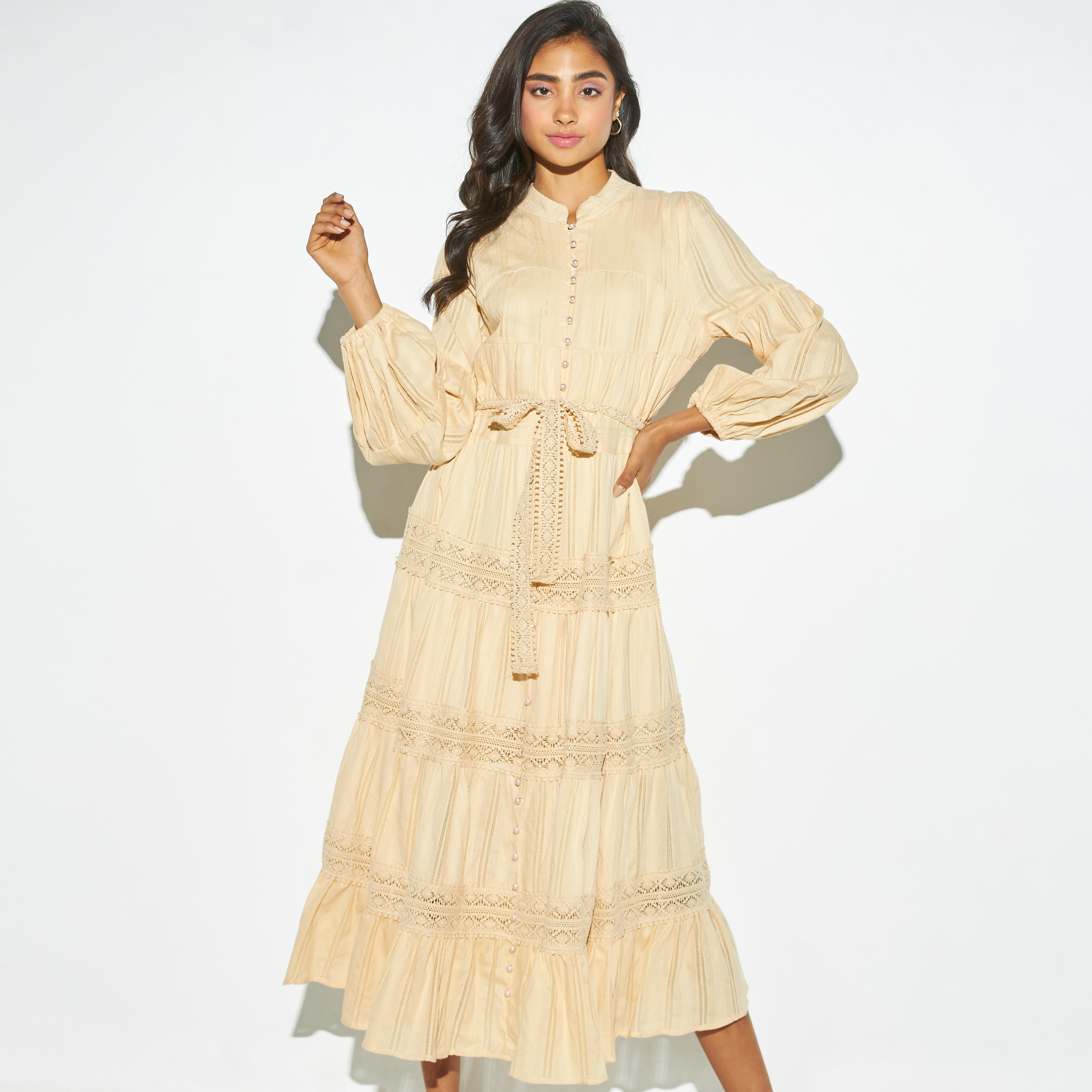 فستان طويل شيفلي متعدد الطبقات بأربطة من تو إكستريمز-women-clothing-dresses-image-9