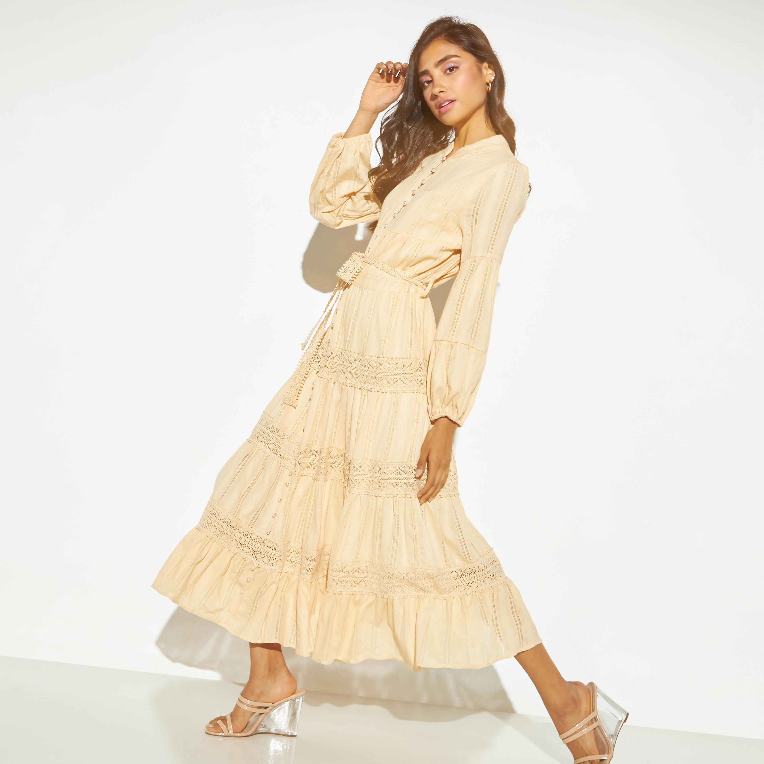 فستان طويل شيفلي متعدد الطبقات بأربطة من تو إكستريمز-women-clothing-dresses-image-12