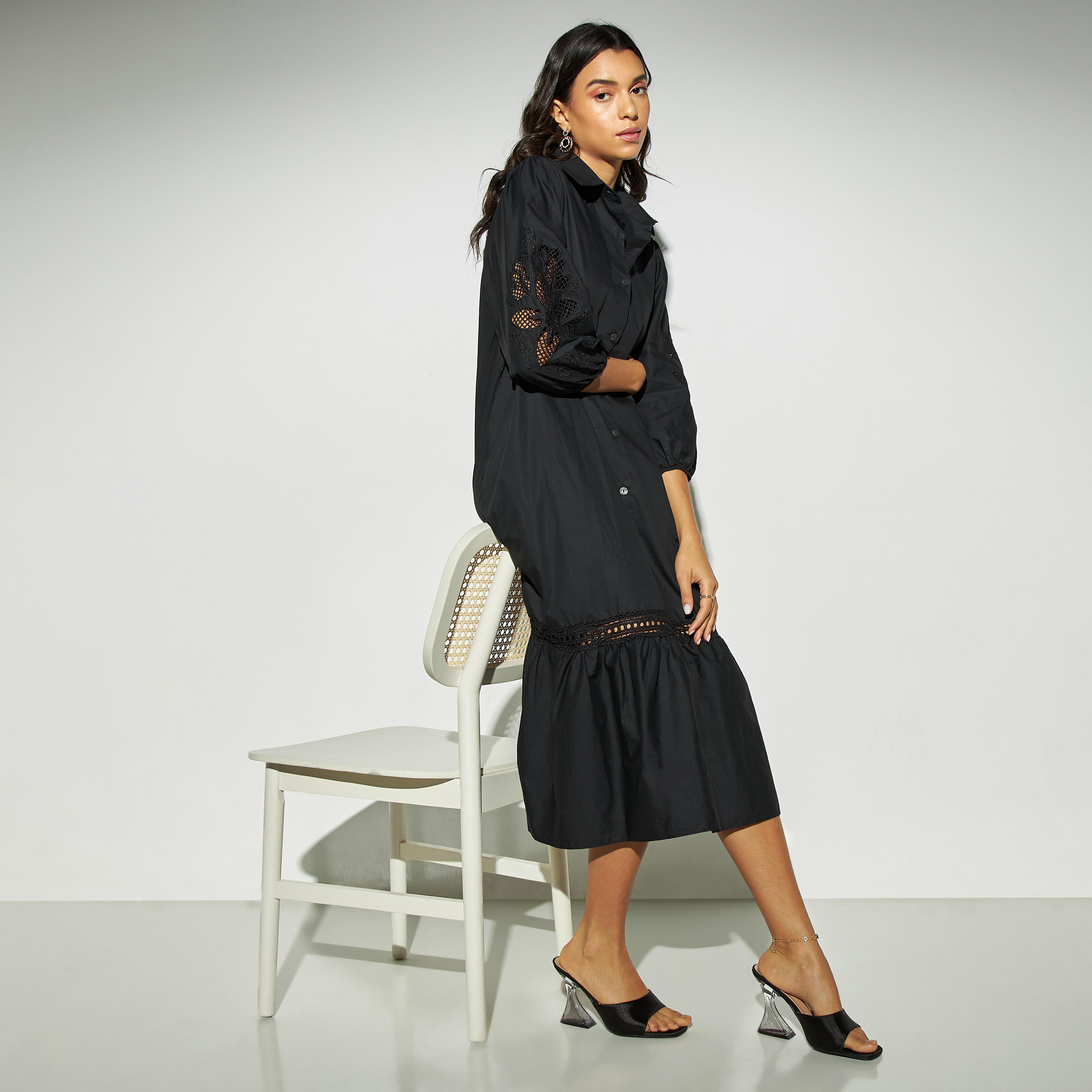 فستان قميص ميدي بتفاصيل دانتيل من توإكستريمز-women-clothing-dresses-image-1