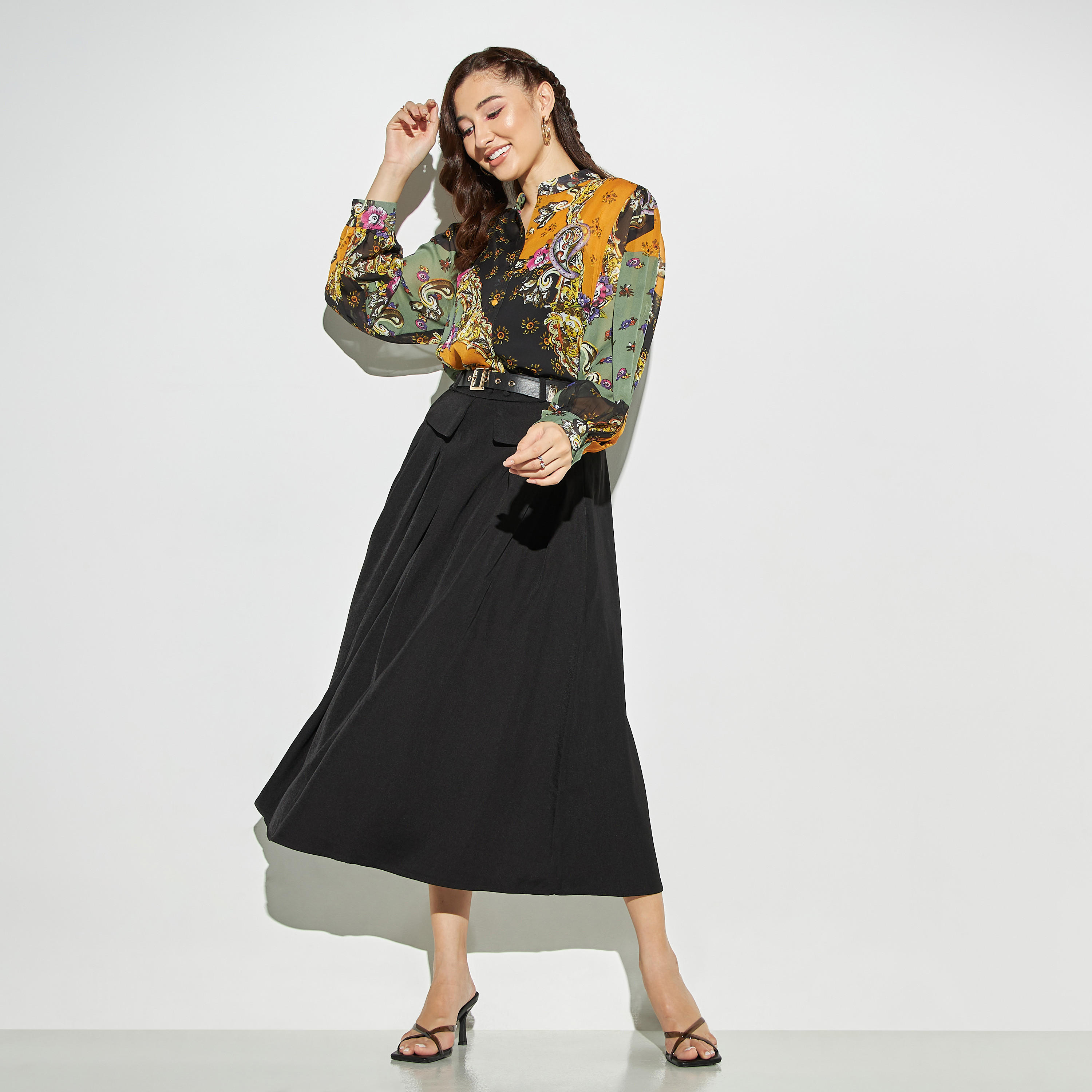 تنورة بكسرات وخصر مطاطي من تو إكستريمز-women-clothing-bottoms-skirts-image-2
