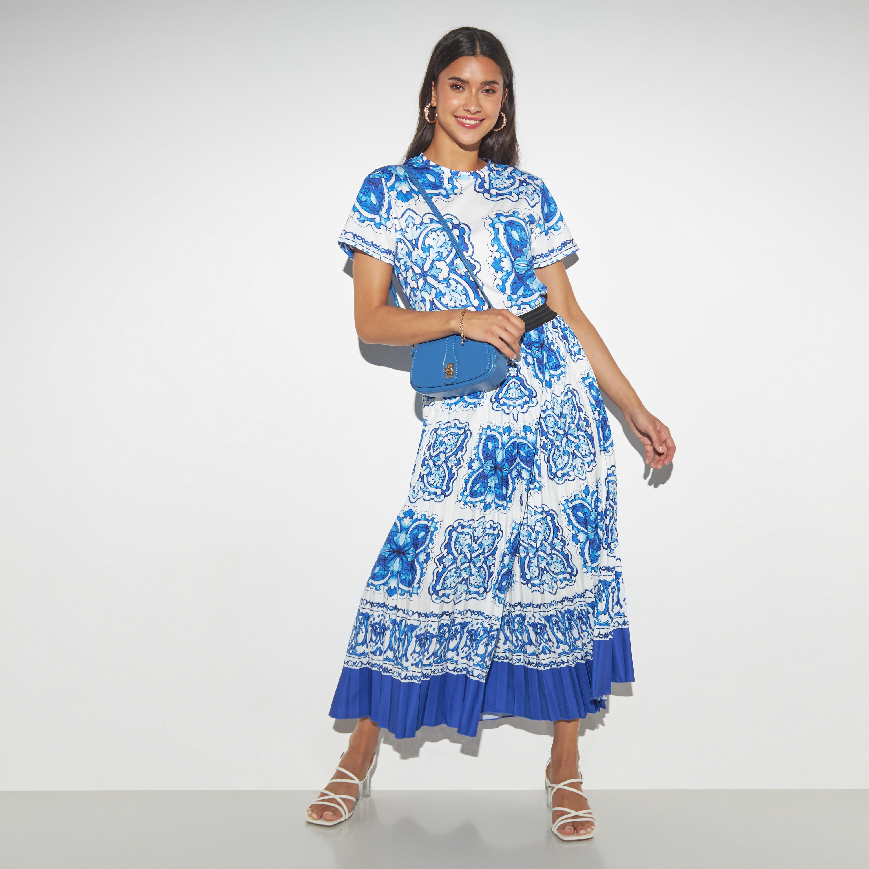 تنورة طويلة بخصر مطاطي وطبعات من تو إكستريمز-women-clothing-bottoms-skirts-image-2