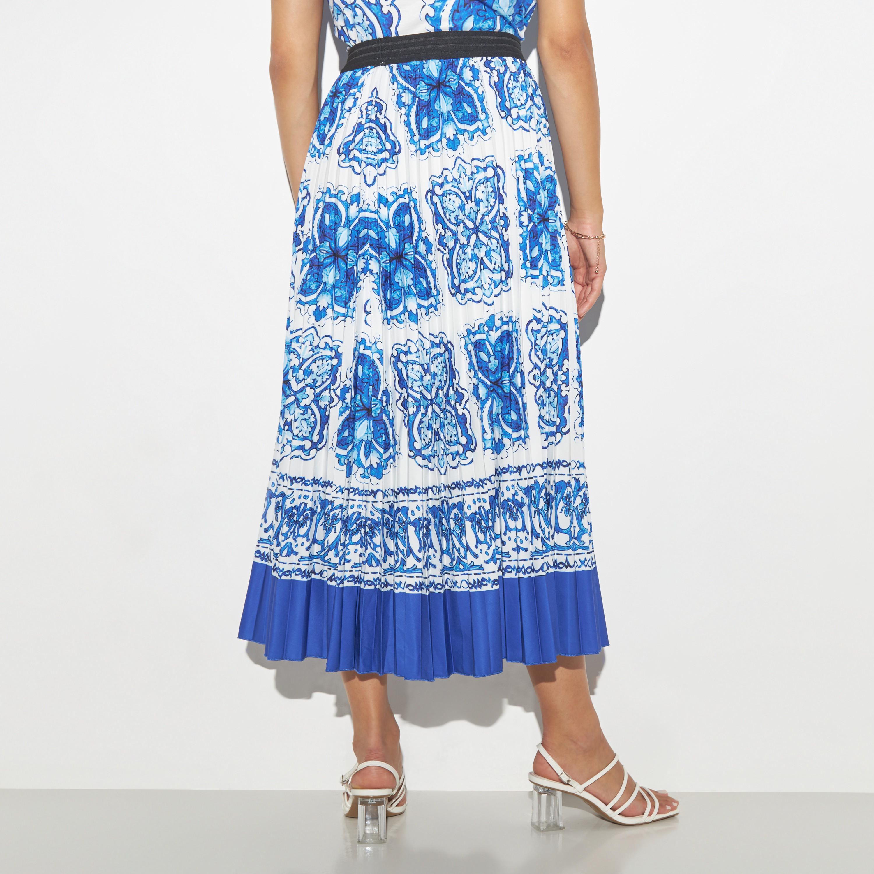 تنورة طويلة بخصر مطاطي وطبعات من تو إكستريمز-women-clothing-bottoms-skirts-image-4