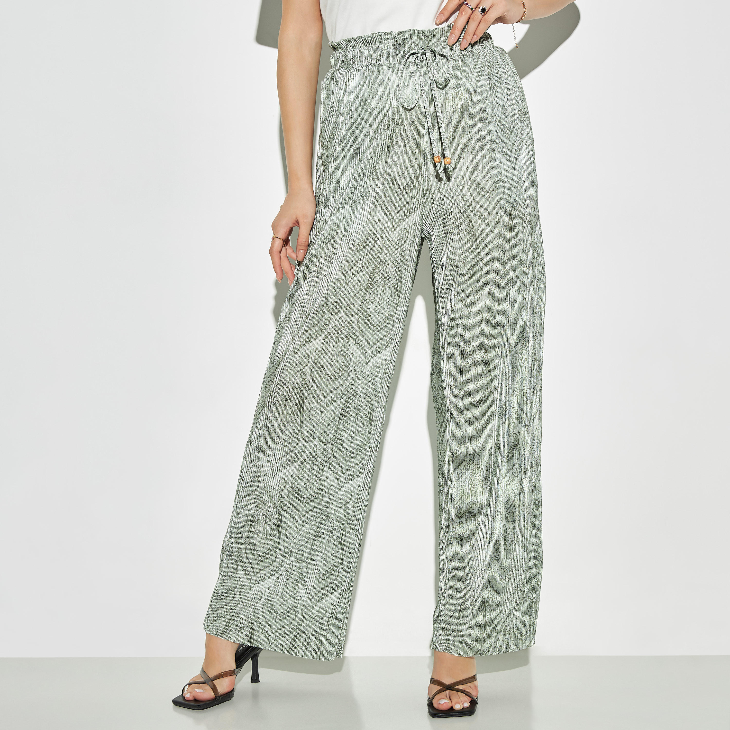 بنطلون بليسيه سادة برباط إغلاق وجيوب من تو إكستريمز-women-clothing-bottoms-trousers-image-1