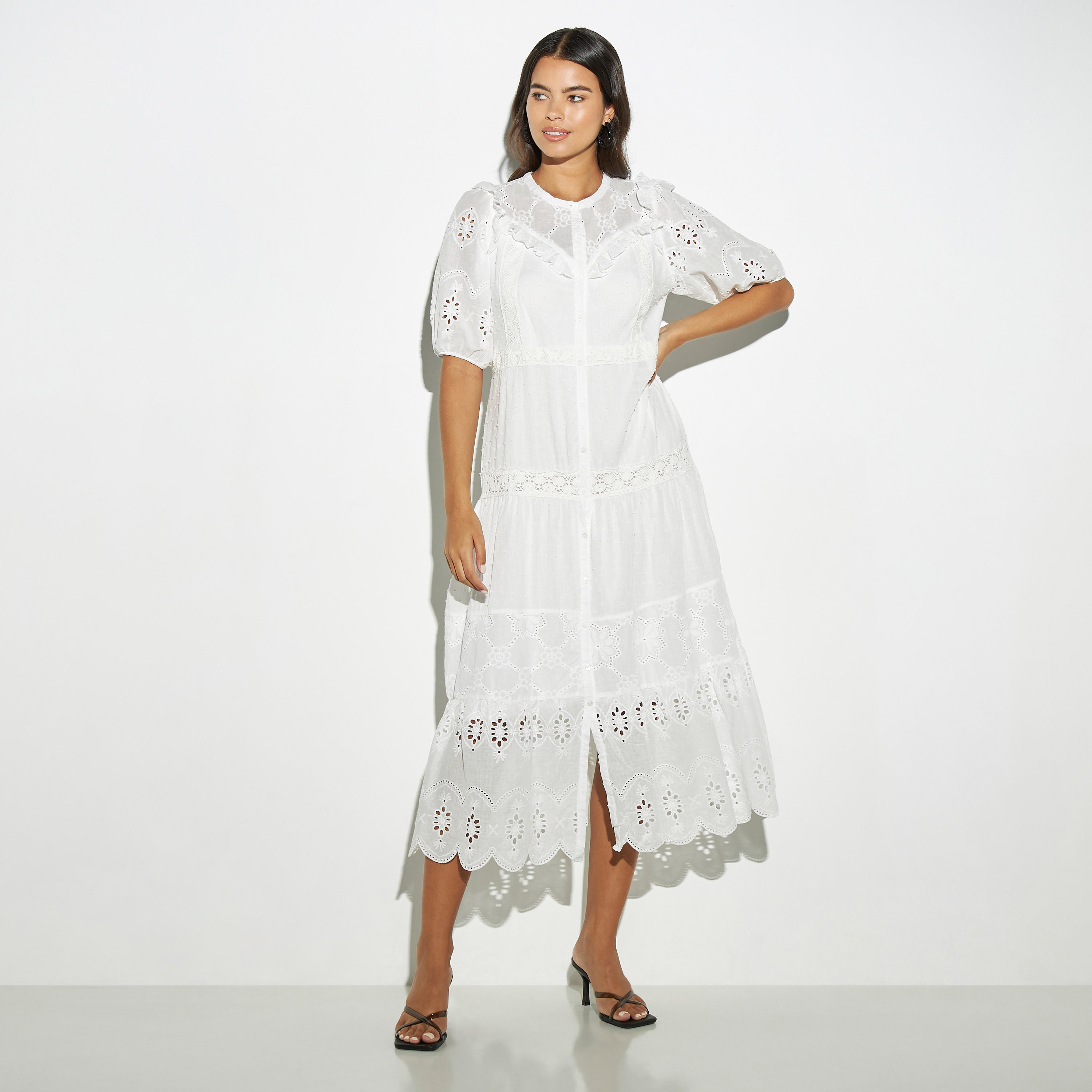 فستان ميدي بارز الملمس متعدد الطبقات بكشكش وأكمام قصيرة من تو إكستريمز-women-clothing-dresses-image-1