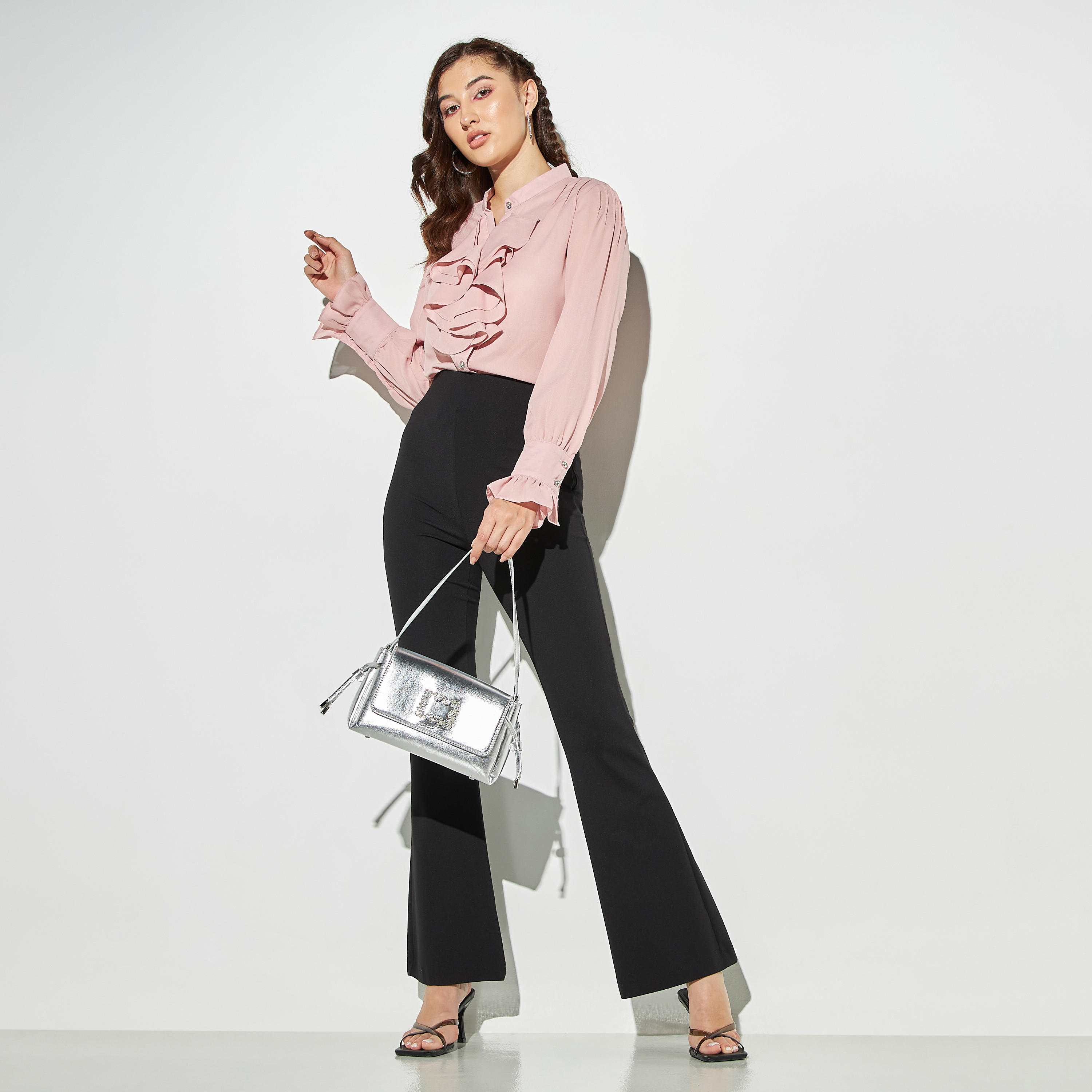بلوزة بطبعات وياقة ماندارين وأكمام طويلة من تو إكستريمز-women-clothing-shirtsandblouses-blouses-image-2