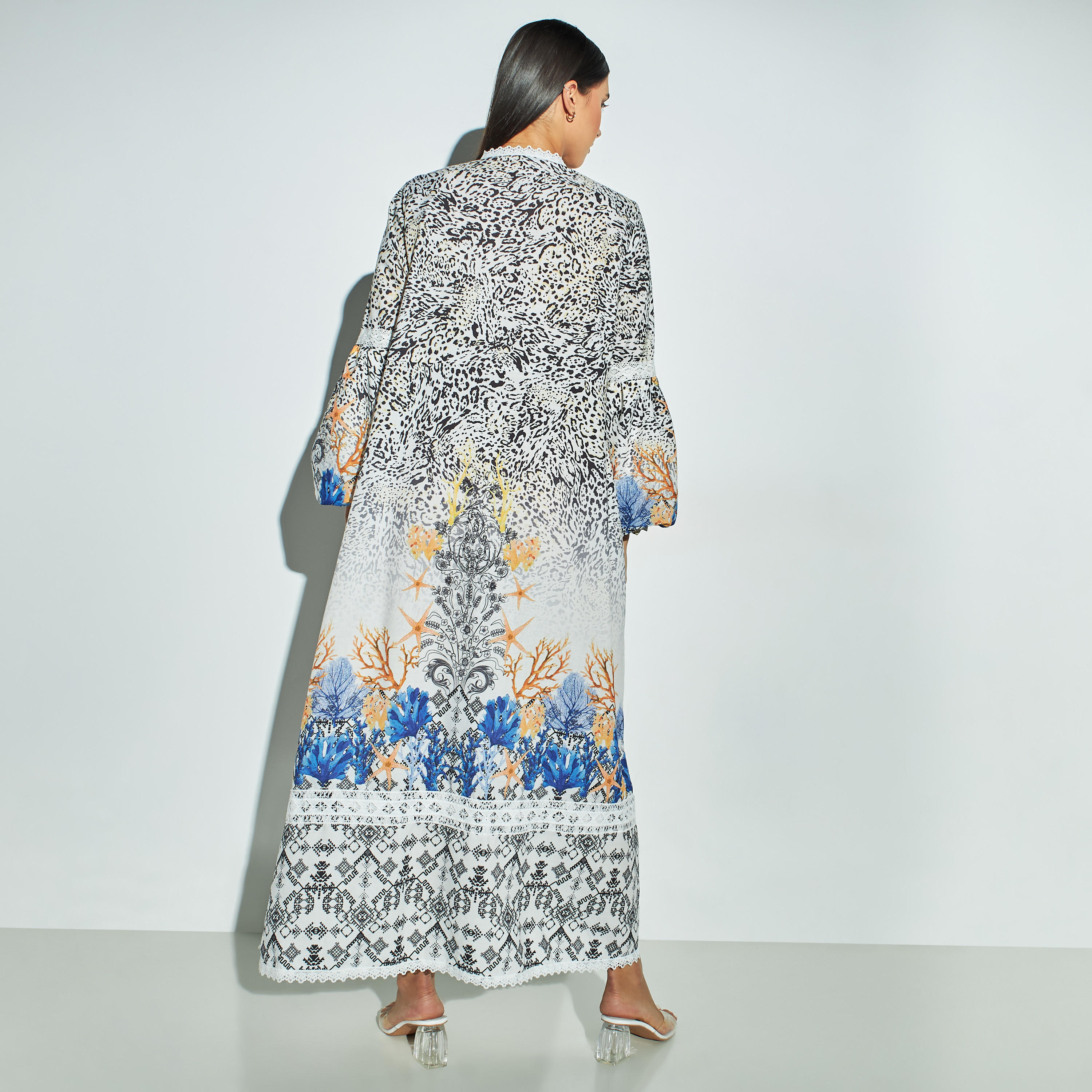 فستان بأكمام عريضة وطبعات وحزام من توإكستريمز-women-clothing-dresses-image-4