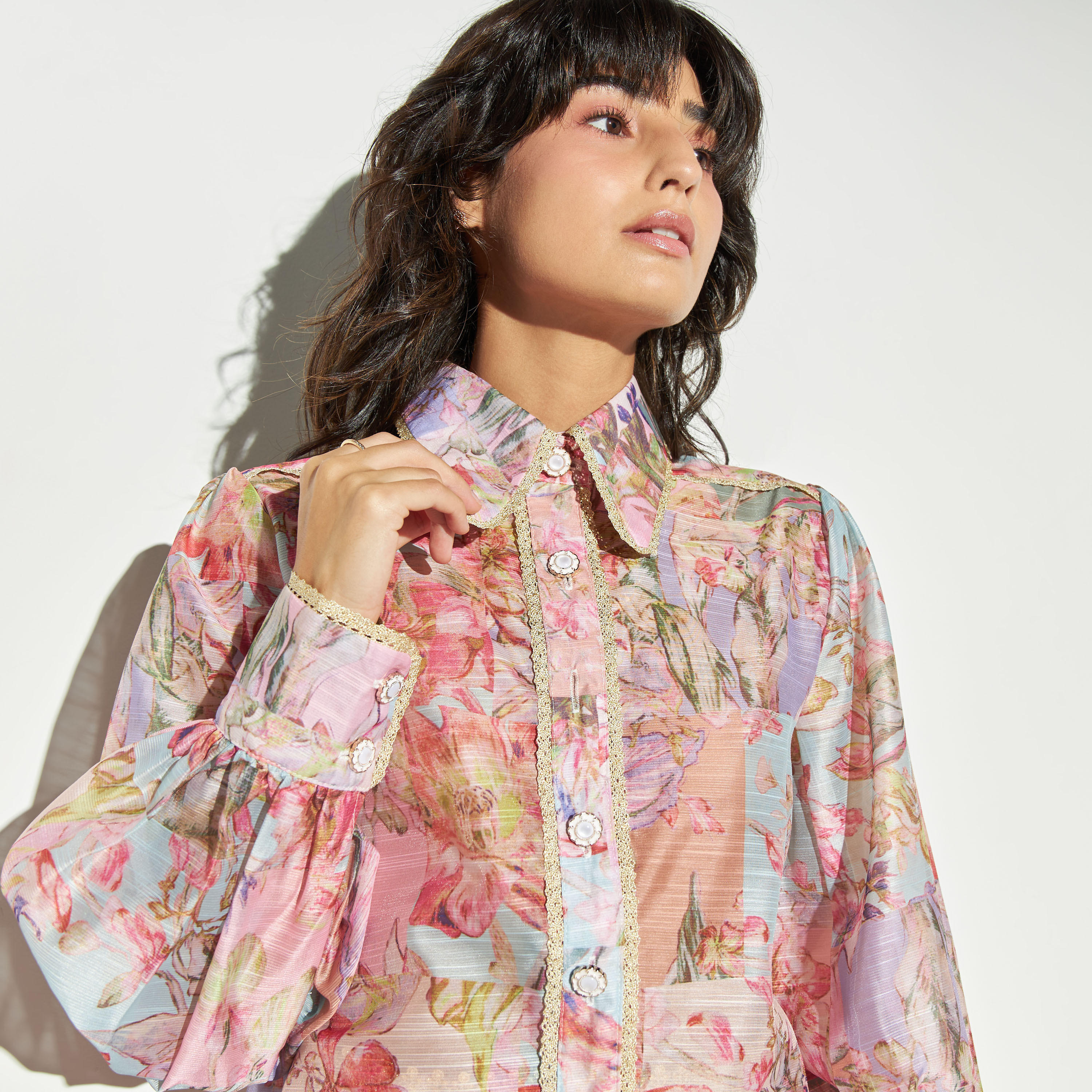 قميص بأكمام طويلة ودانتيل وطبعات أزهار من تو إكستريمز-women-clothing-shirtsandblouses-shirts-image-4