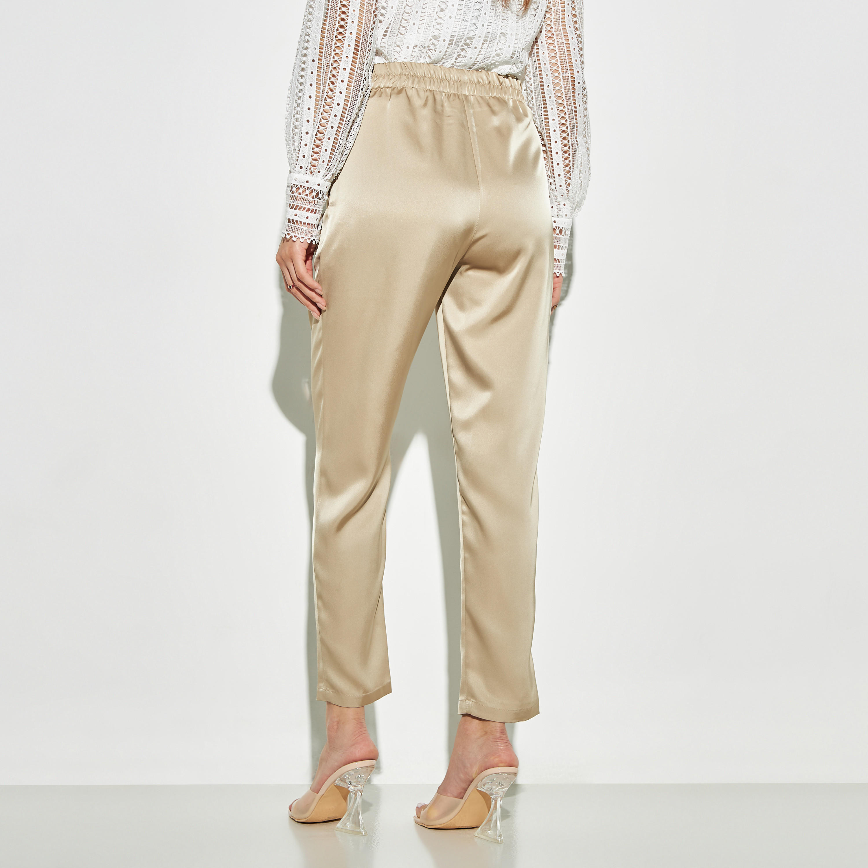 بنطلون ساتان بخصر نصف مطّاطي تو إكستريمز-women-clothing-bottoms-trousers-image-3