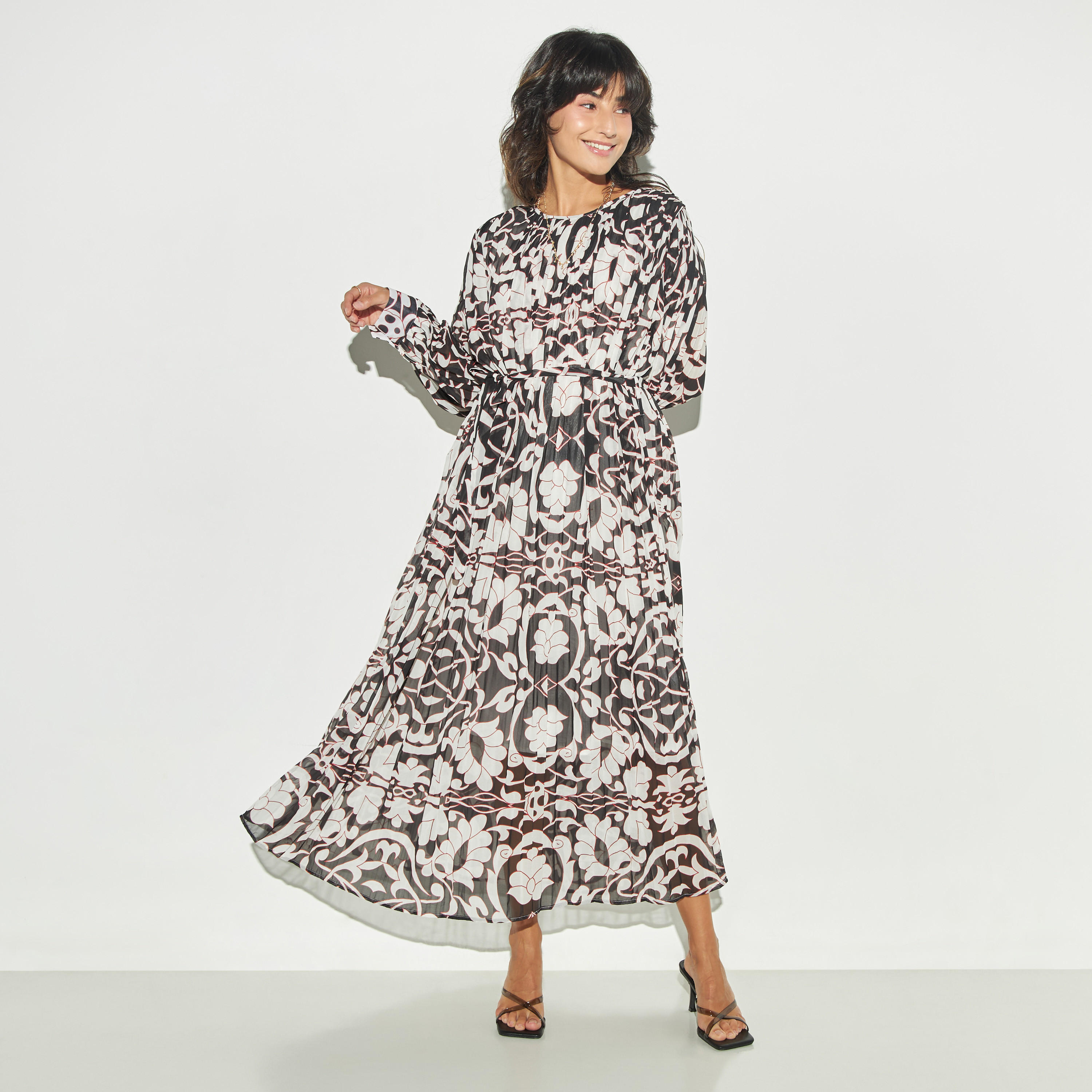 فستان طويل بكسرات وطبعات وأكمام بالون وأربطة من تو إكستريمز-women-clothing-dresses-image-2