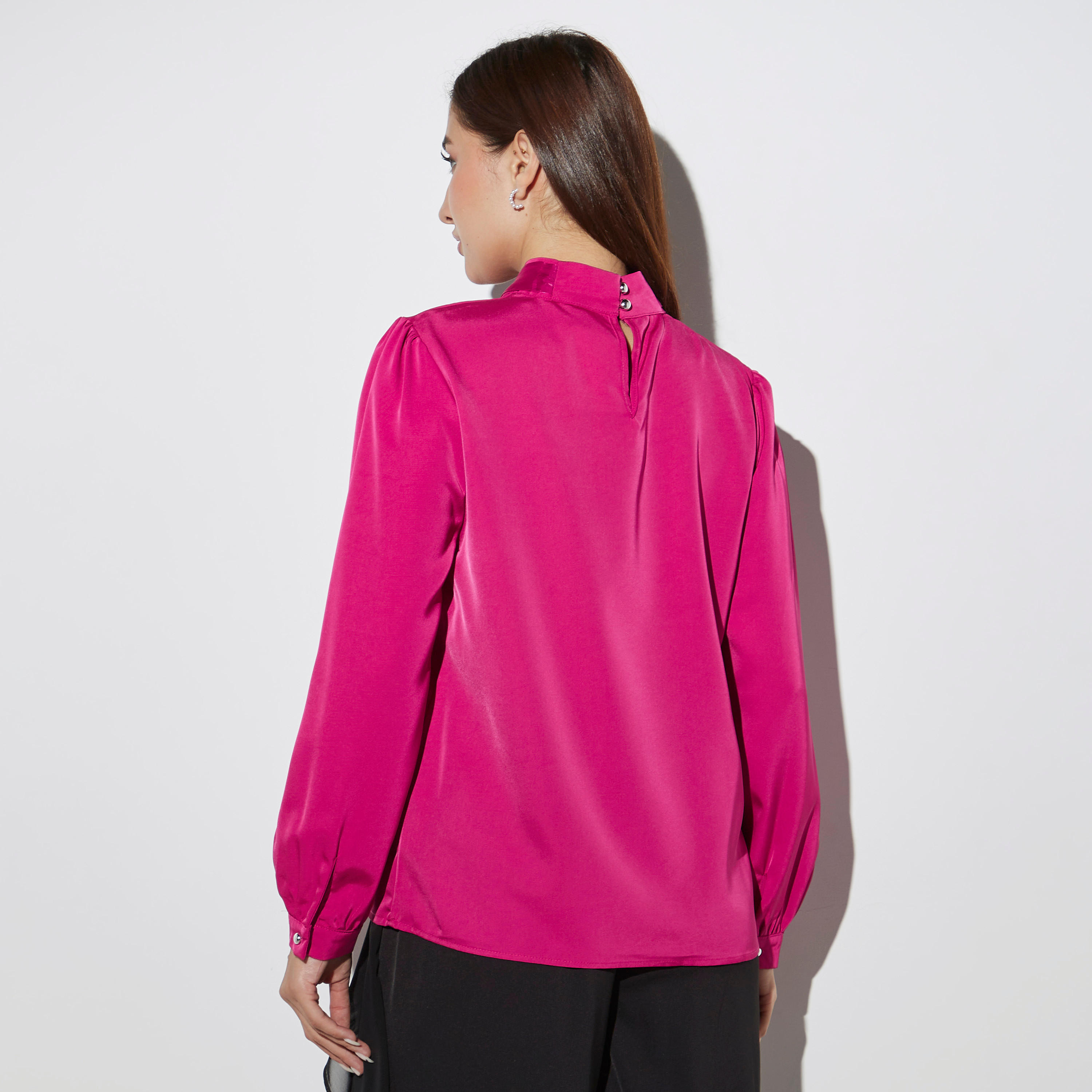 بلوزة سادة بأكمام طويلة ووشاح مزين من تو إكستريمز-women-clothing-shirtsandblouses-blouses-image-3