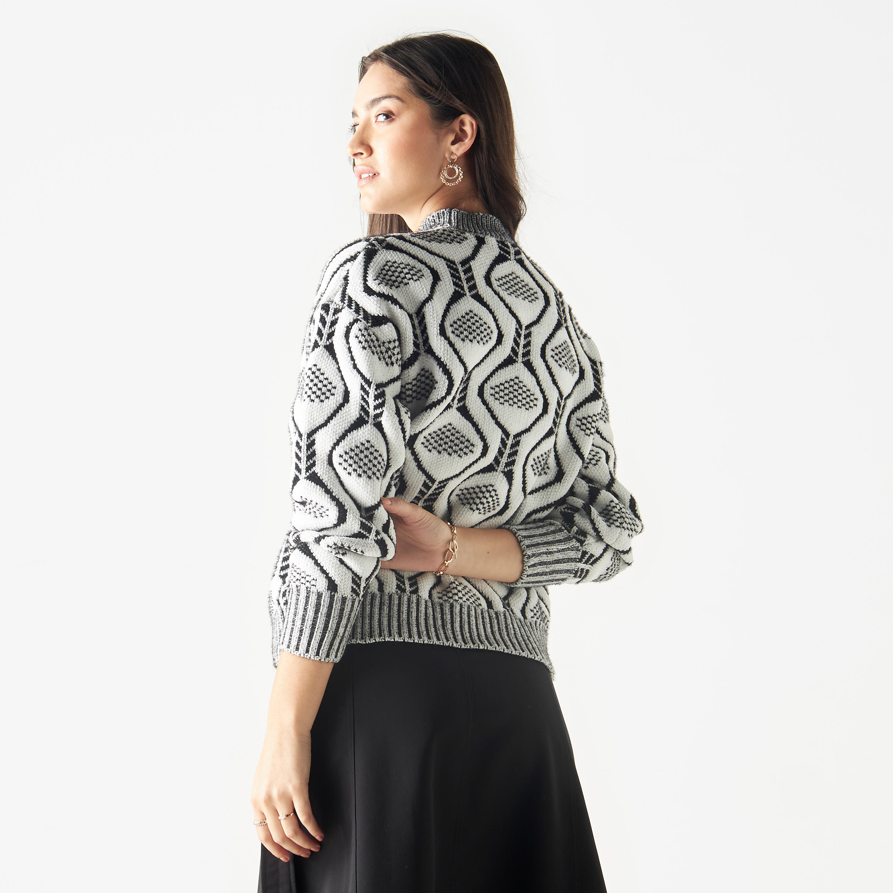 كنزة منسوجة متعددة التصاميم بياقة عالية وأكمام طويلة من تو إكستريمز-women-clothing-cardigansandjumpers-jumpers-image-3