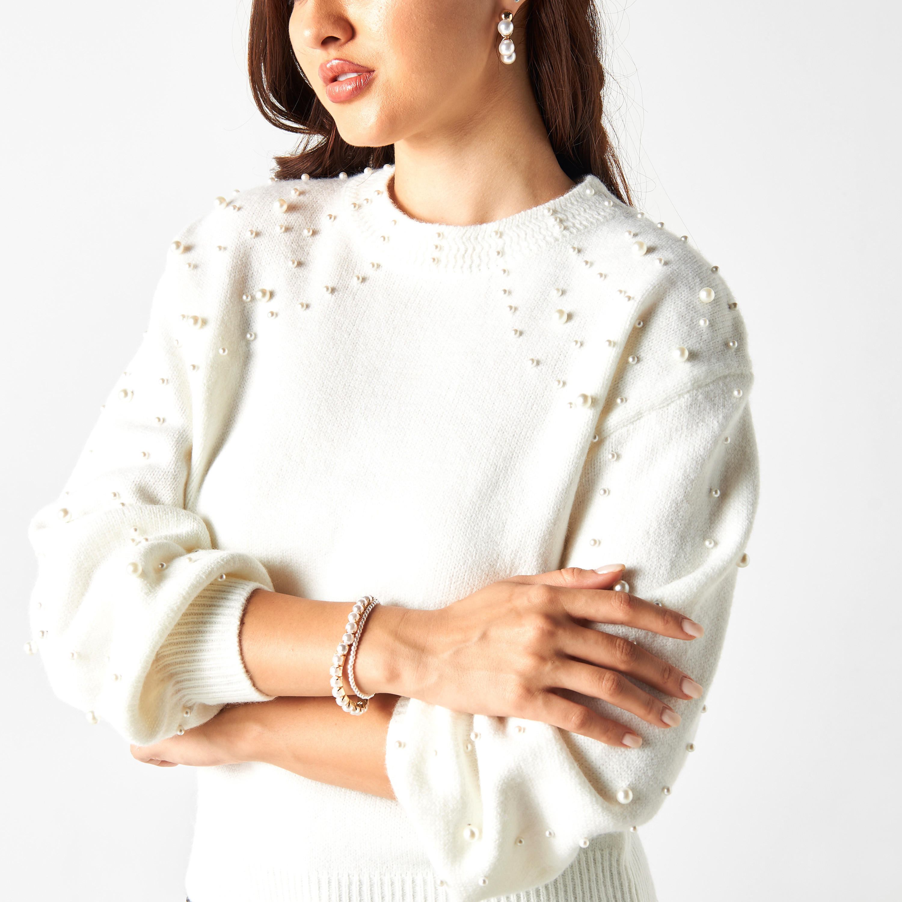 كنزة مزيّنة باللؤلؤ بياقة ضيقة وأكمام طويلة من تو إكستريمز-women-clothing-cardigansandjumpers-jumpers-image-4