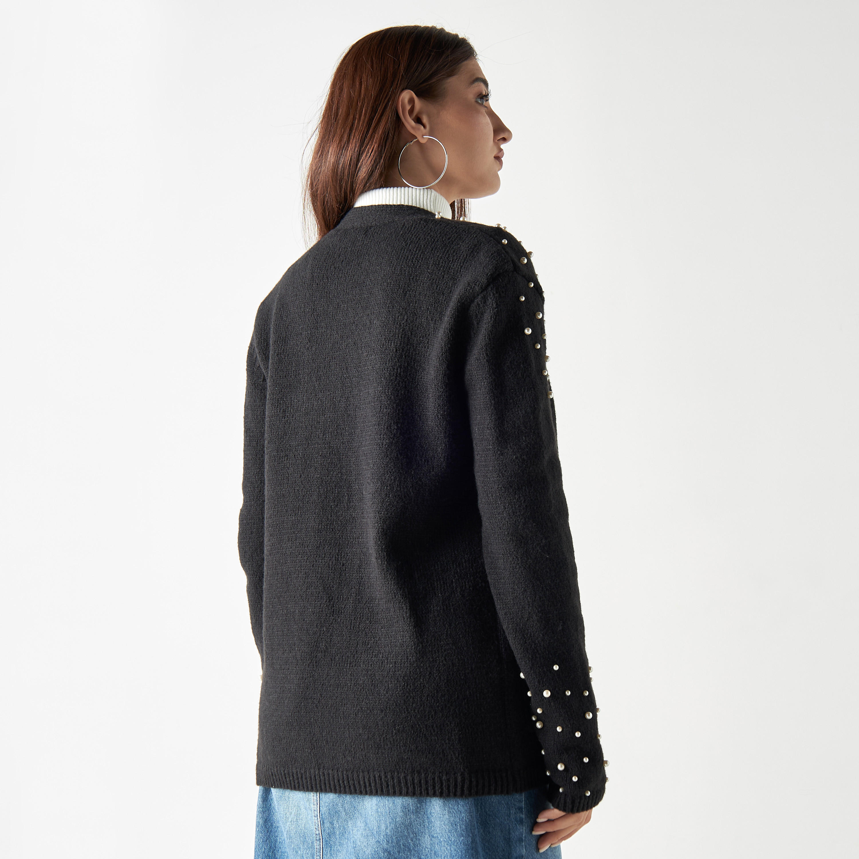 سترة مزيّنة باللؤلؤ بأكمام طويلة وجيوب من تو إكستريمز-women-winterwear-cardigansandjumpers-cardigans-image-3