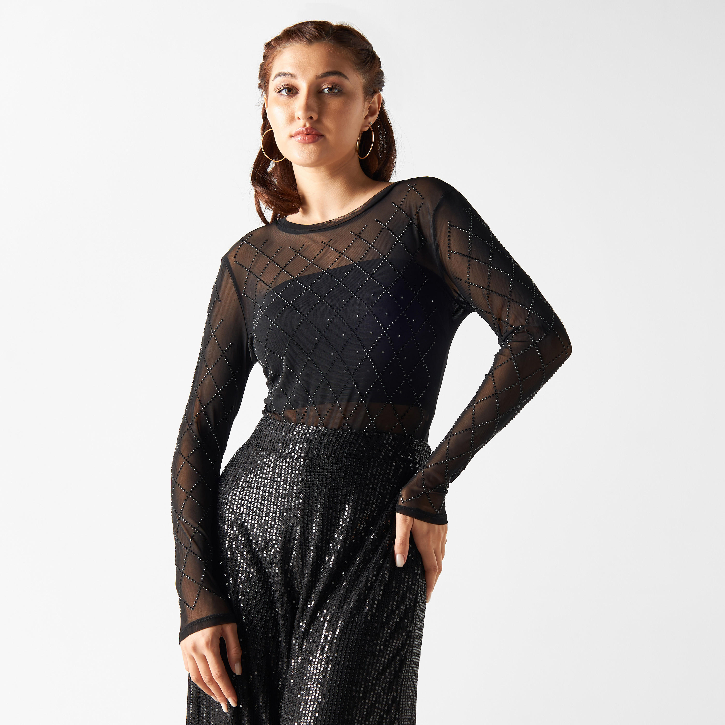 بودي سوت مزيّن بياقة مستديرة وأكمام طويلة من تو إكستريمز-women-clothing-tshirts-image-1