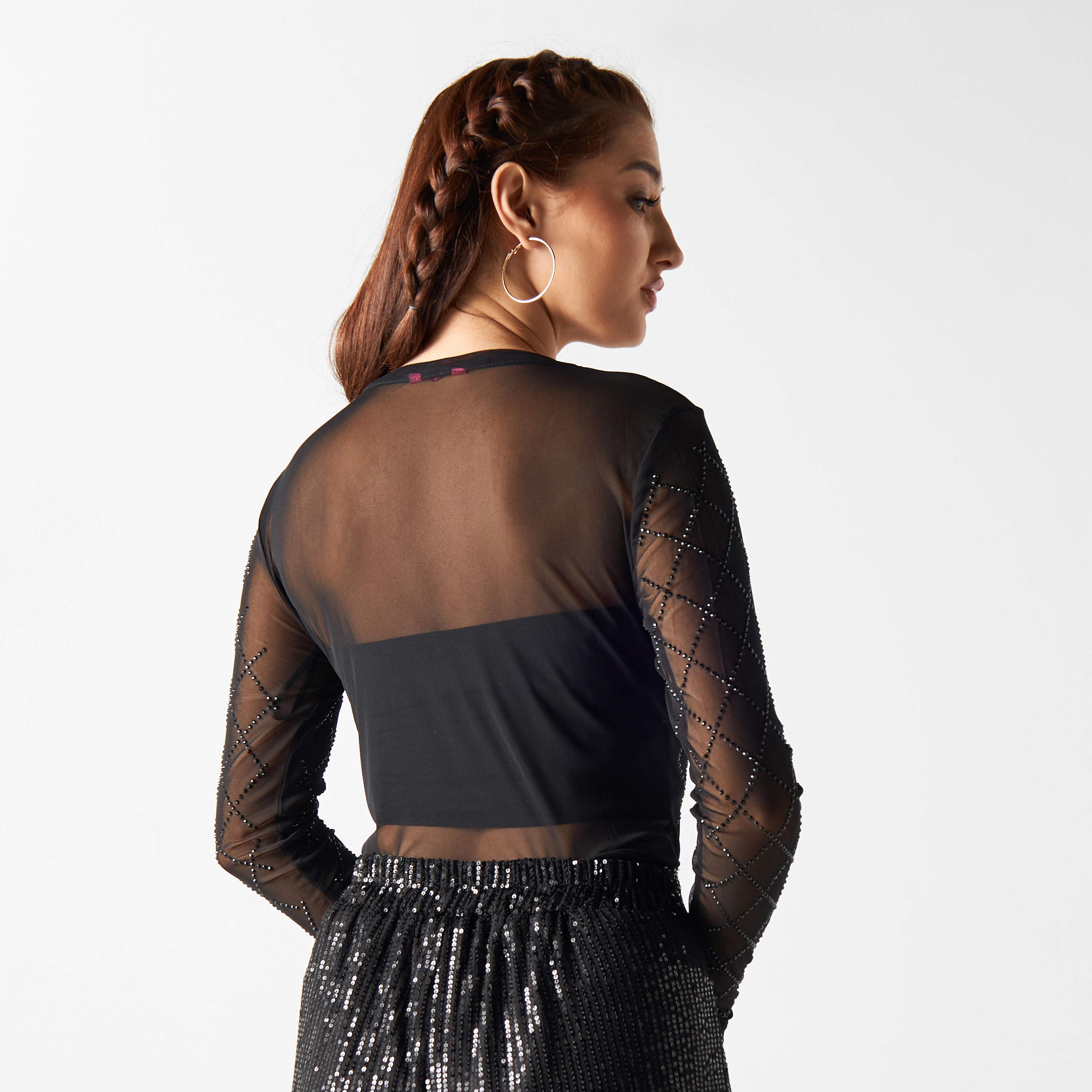 بودي سوت مزيّن بياقة مستديرة وأكمام طويلة من تو إكستريمز-women-clothing-tshirts-image-3