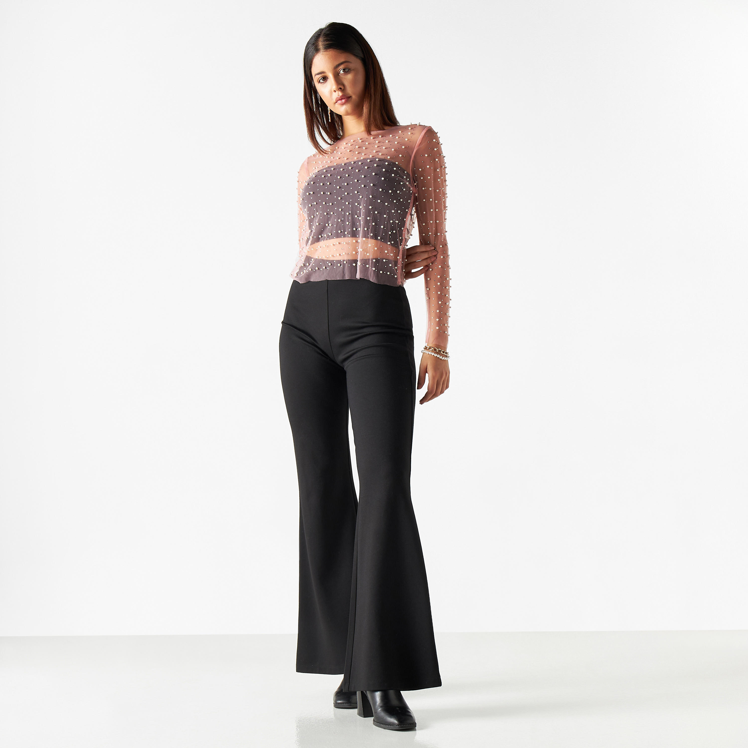 بلوزة شبكيّة مزيّنة بياقة ضيقة وأكمام طويلة من تو إكستريمز-women-clothing-shirtsandblouses-blouses-image-2