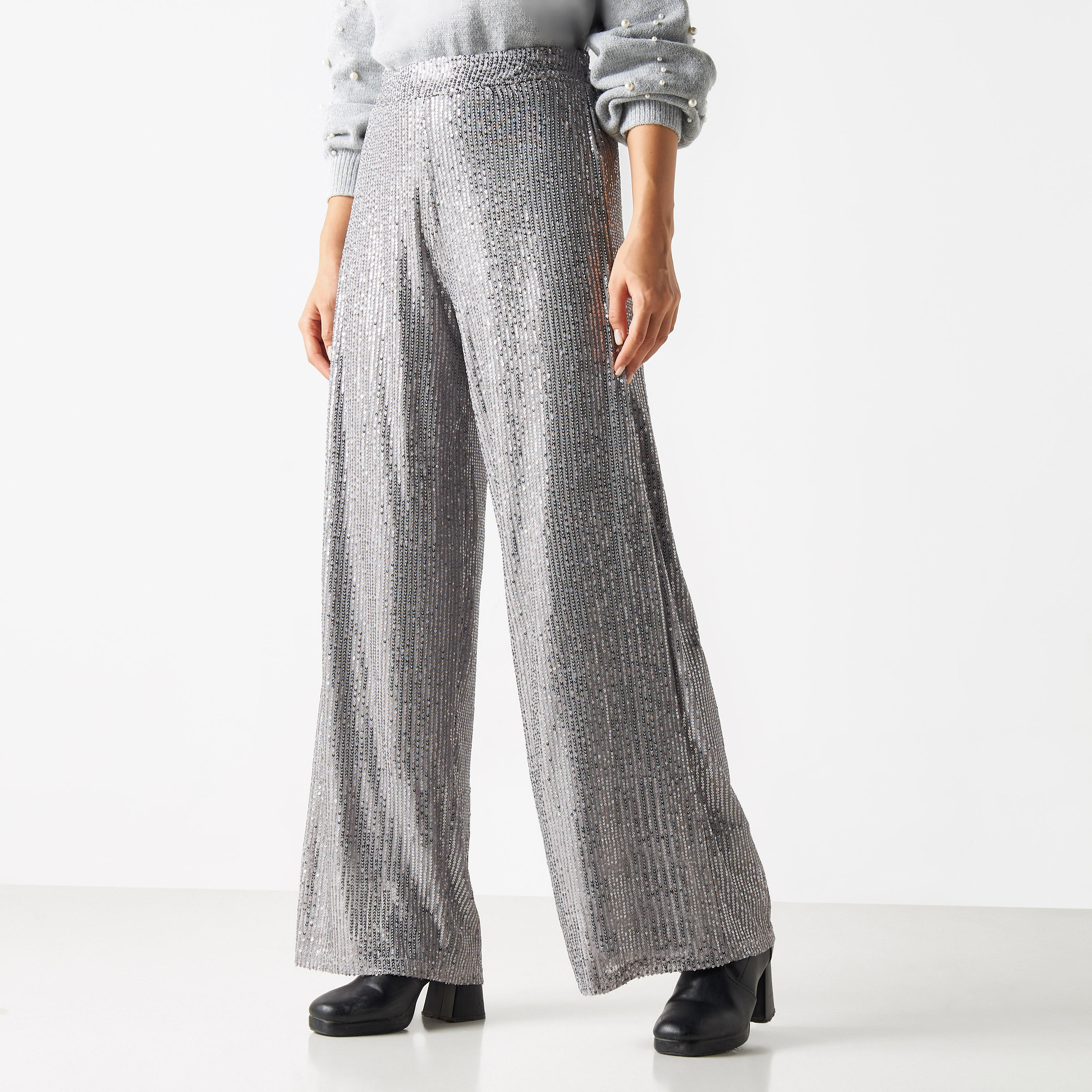بنطلون مزيّن واسع الساق بحزام مطاطي من تو إكستريمز-women-clothing-bottoms-trousers-image-1