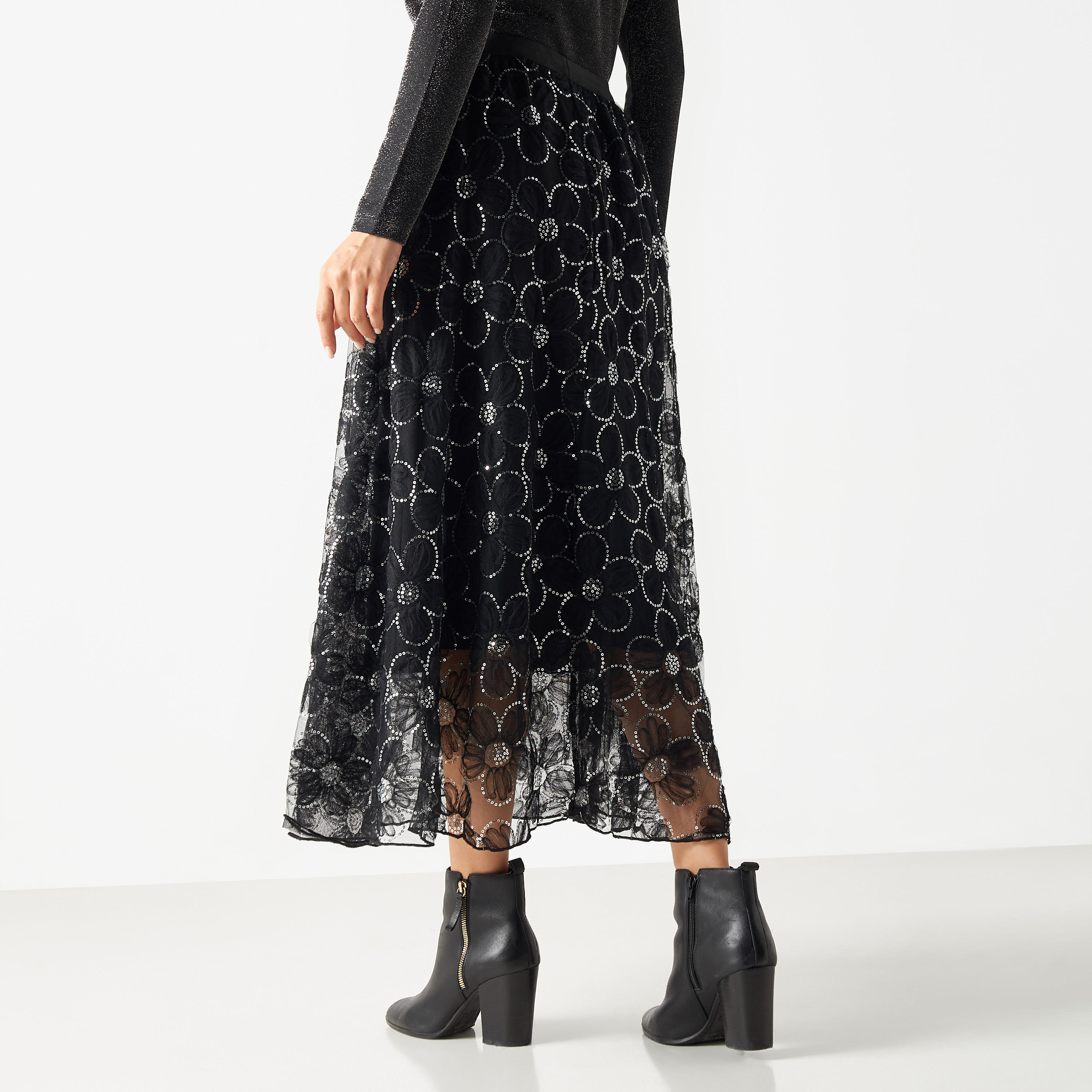 تنورة شبكية مزينة بالترتر بحزام خصر مطاطي من تو إكستريمز-women-clothing-bottoms-skirts-image-3