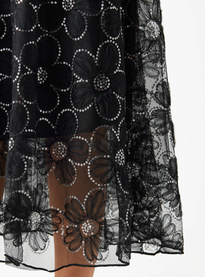 تنورة شبكية مزينة بالترتر بحزام خصر مطاطي من تو إكستريمز-women-clothing-bottoms-skirts-image-5