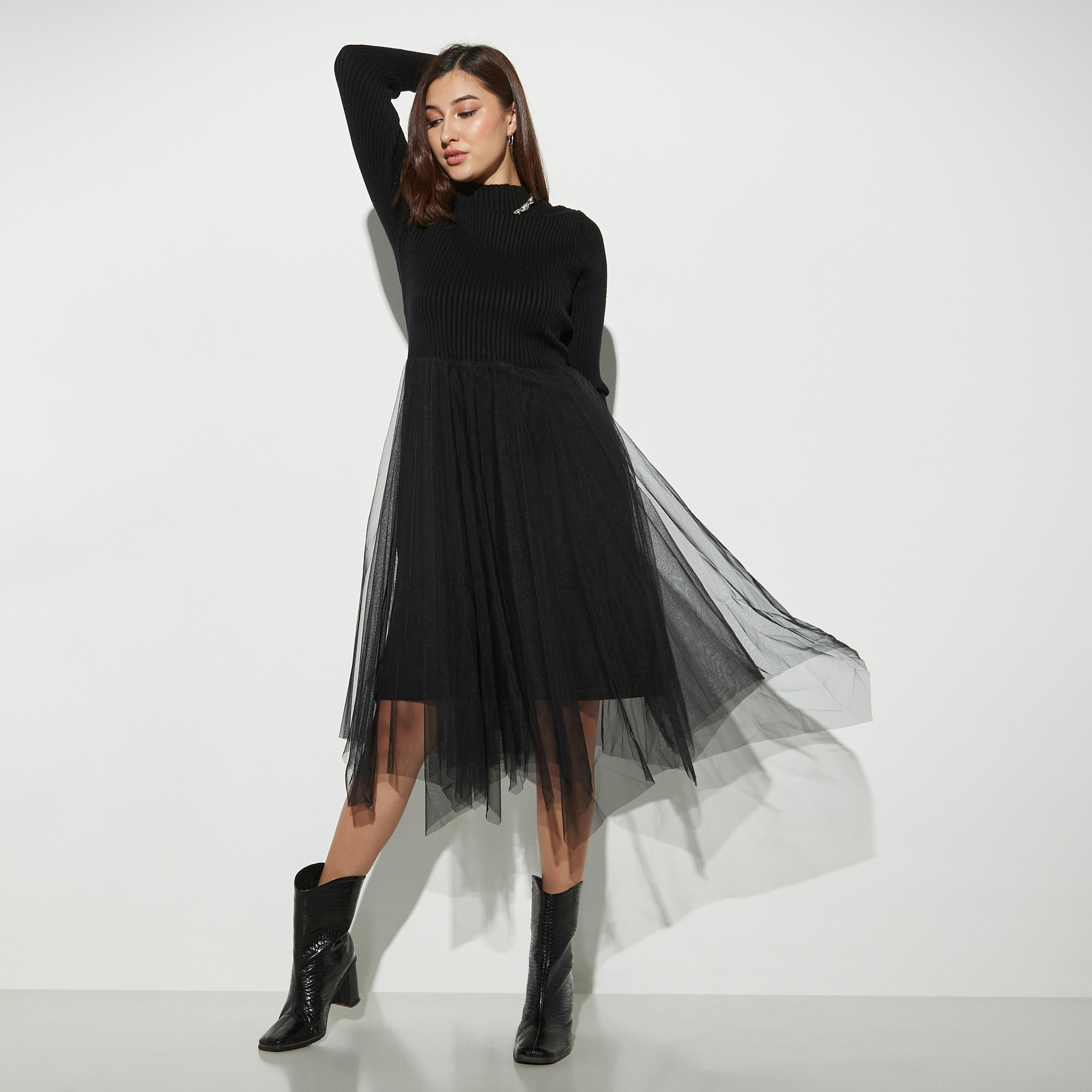 فستان شبكي إيه لاين بياقة عالية وأكمام طويلة من تو إكستريمز-women-clothing-dresses-image-1