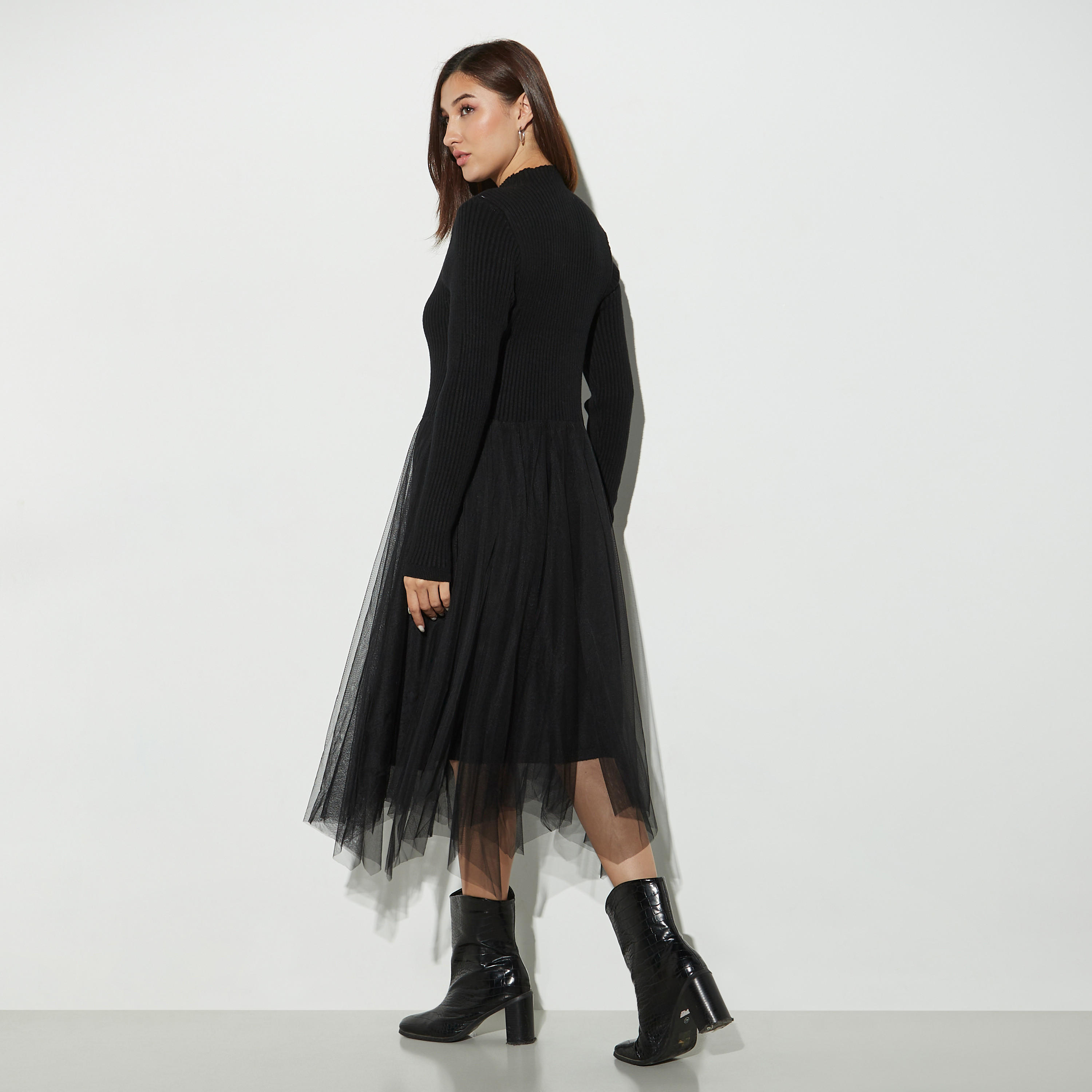 فستان شبكي إيه لاين بياقة عالية وأكمام طويلة من تو إكستريمز-women-clothing-dresses-image-3