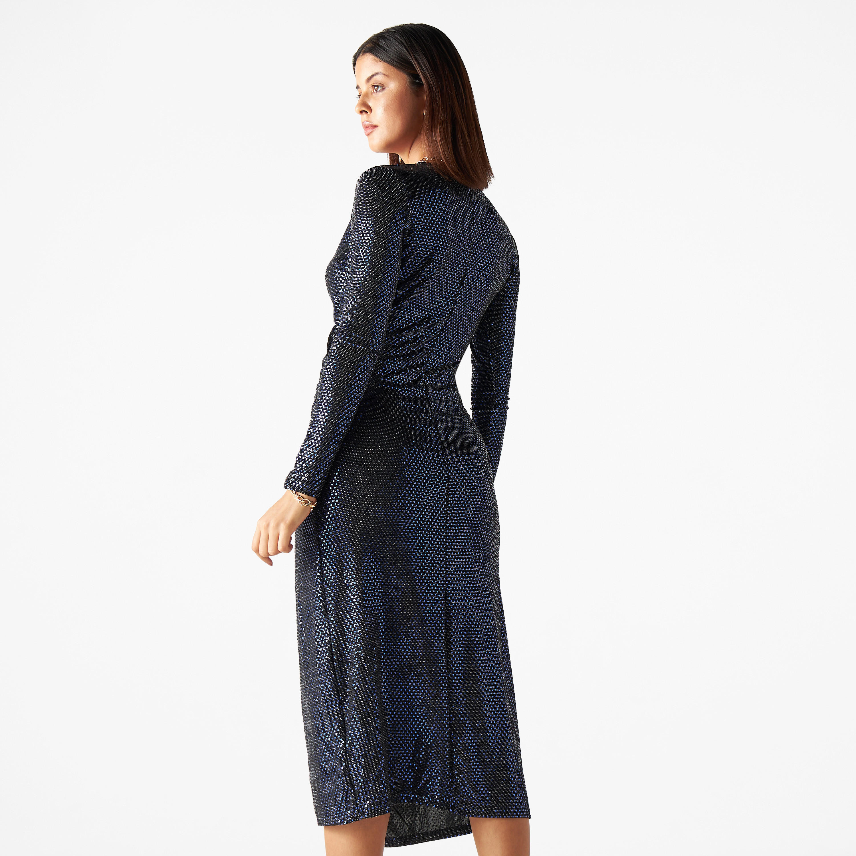 فستان لوركس ملفوف مزيّن بفتحة وأكمام طويلة من تو إكستريمز-women-clothing-dresses-image-3