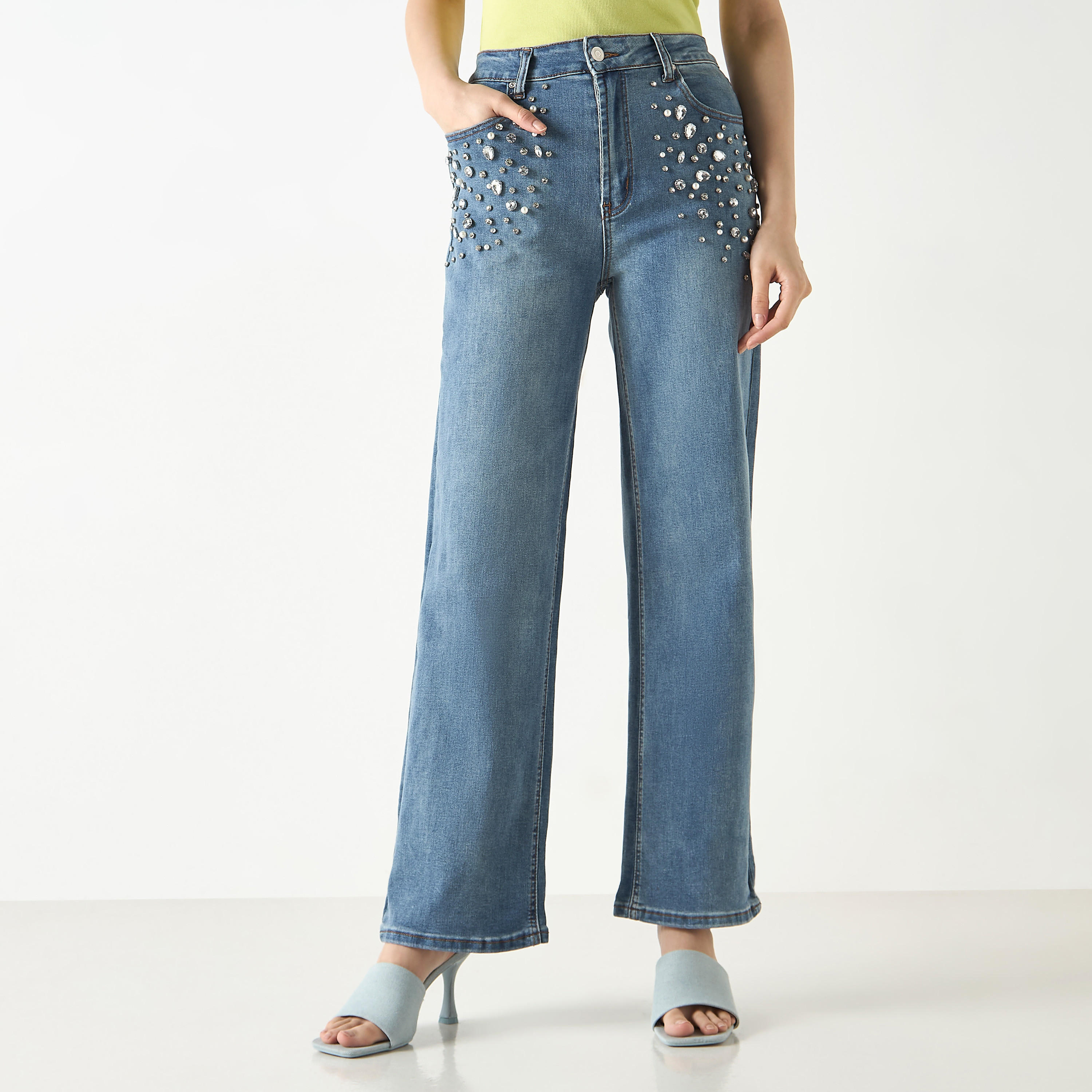 بنطلون جينز مزين واسع الساقين من تو إكستريمز-women-clothing-bottoms-jeans-image-1