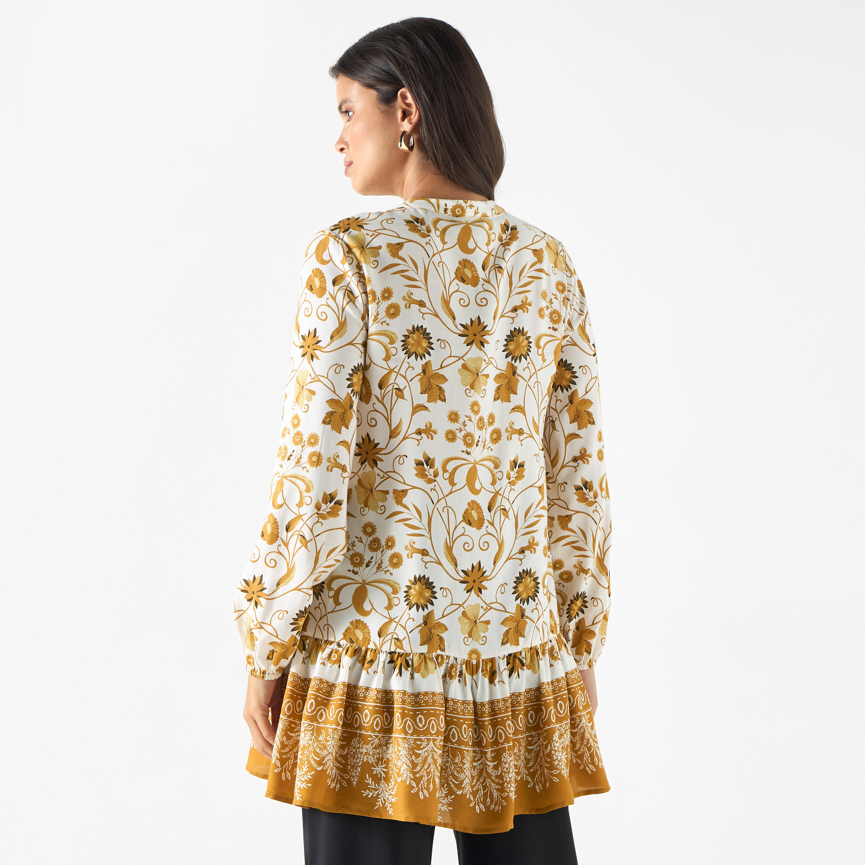 تونيك بأكمام طويلة وطبعات زهرية من تو إكستريمز-women-clothing-shirtsandblouses-blouses-image-4
