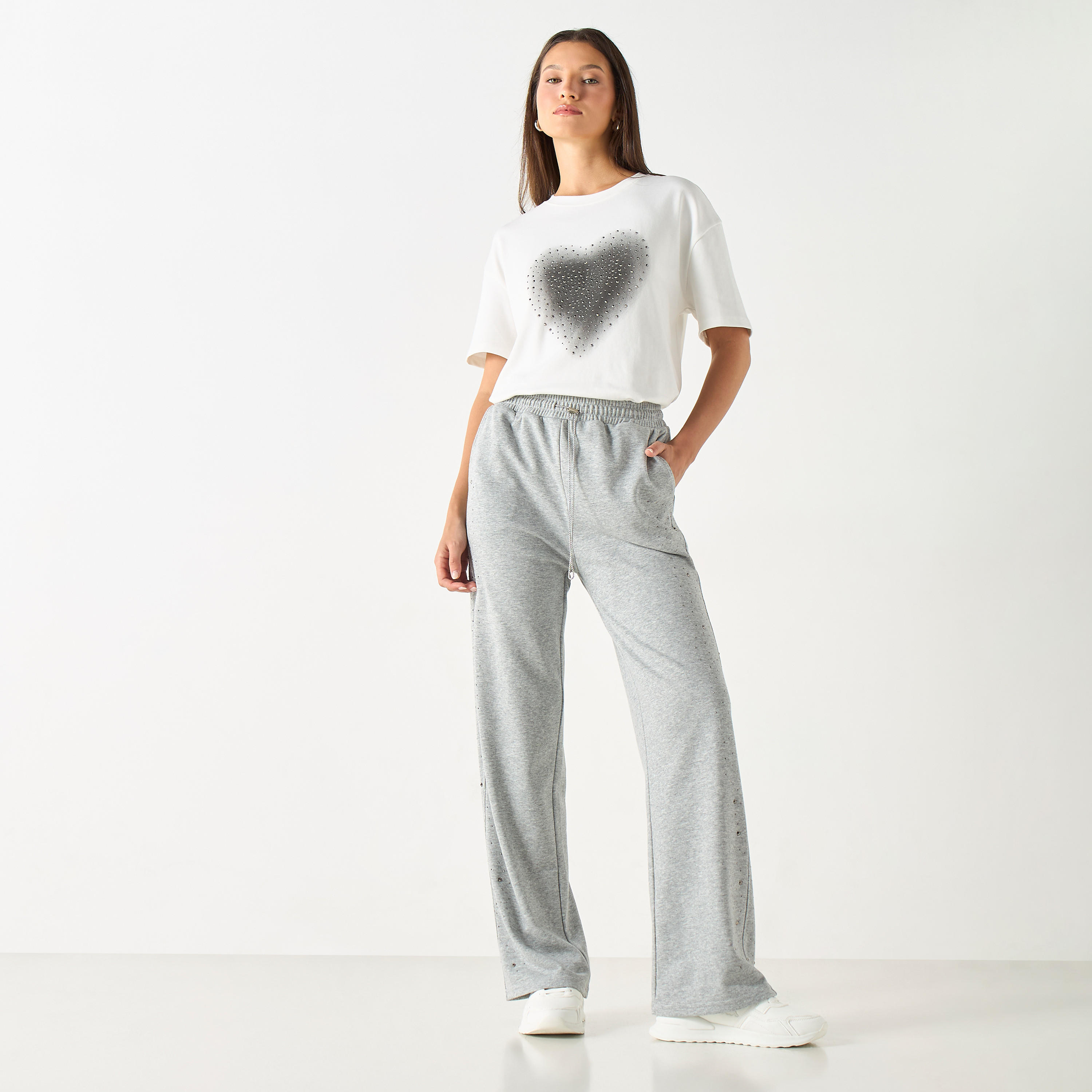 بنطلون رياضي مزين برباط إغلاق من تو إكستريمز-women-clothing-bottoms-joggers-image-6