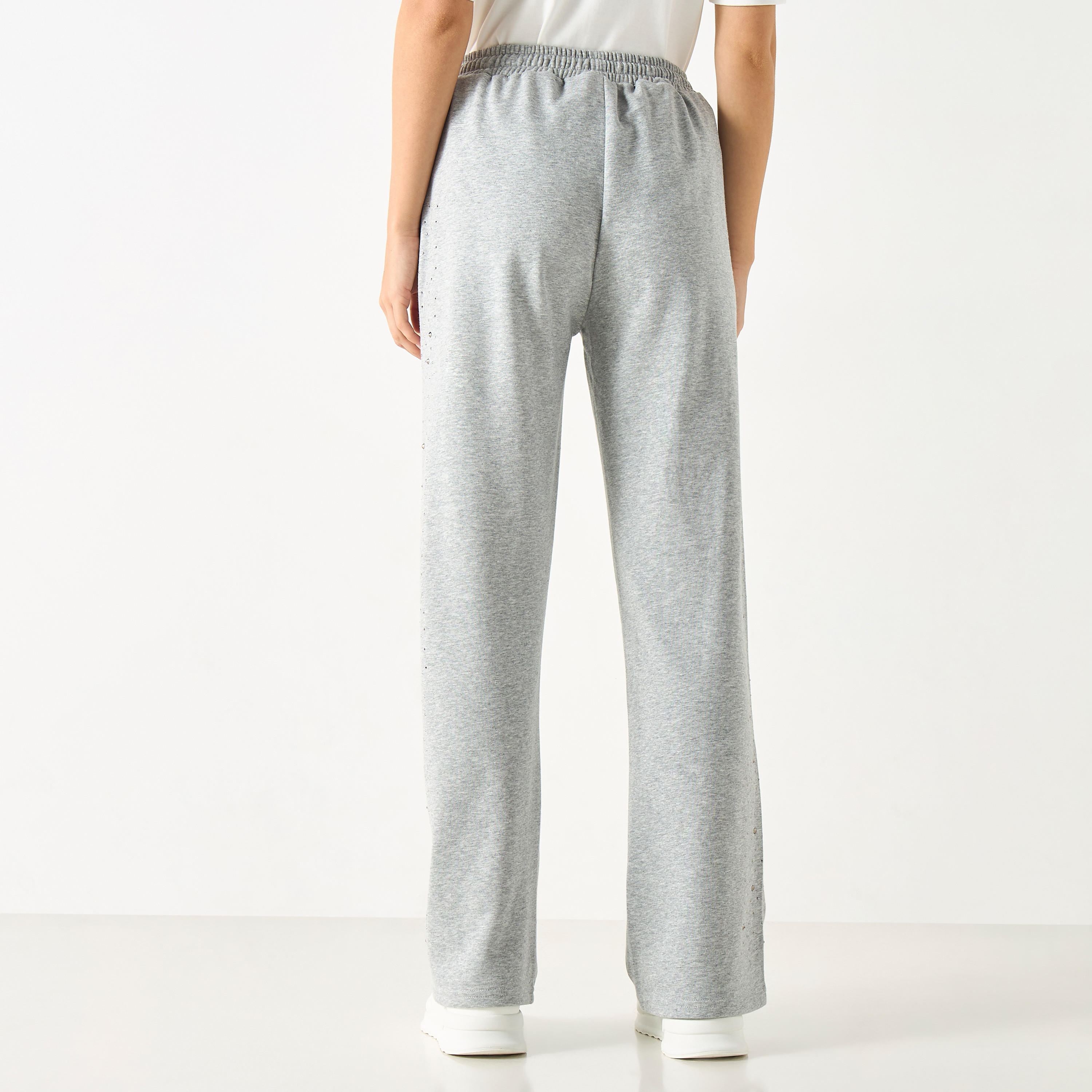 بنطلون رياضي مزين برباط إغلاق من تو إكستريمز-women-clothing-bottoms-joggers-image-7