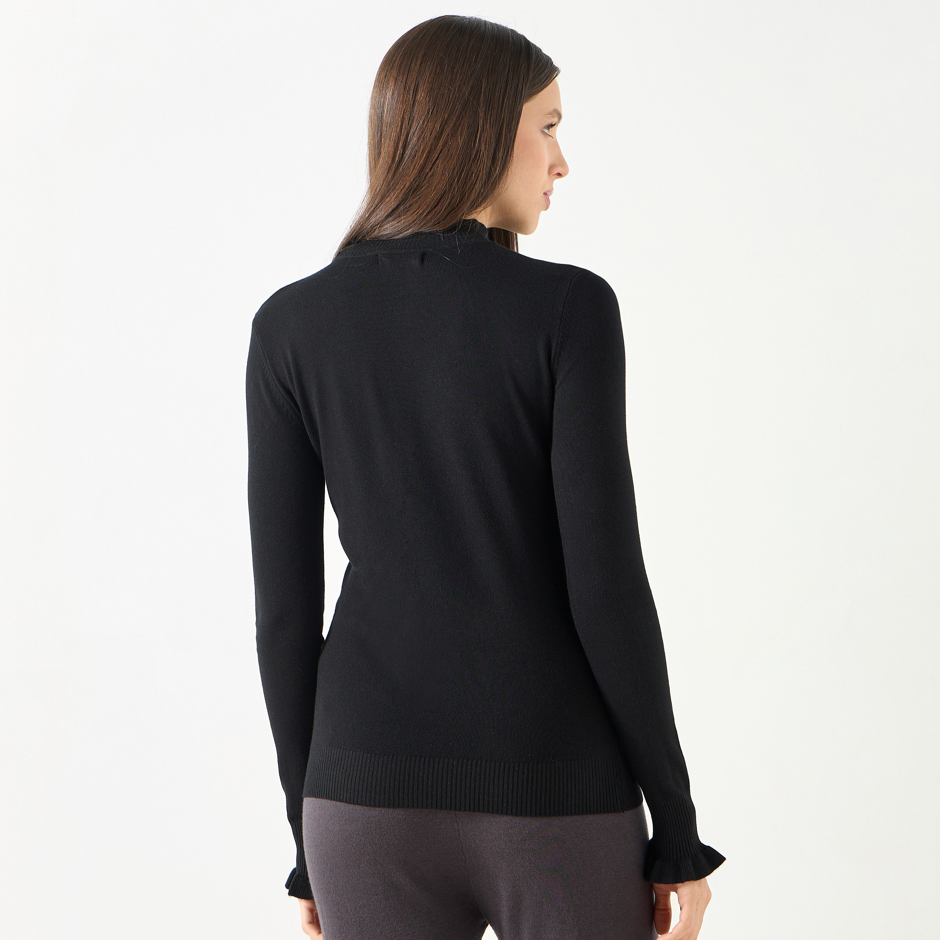 كنزة مضلّعة بياقة عالية وأكمام طويلة من تو إكستريمز-women-clothing-cardigansandjumpers-jumpers-image-11