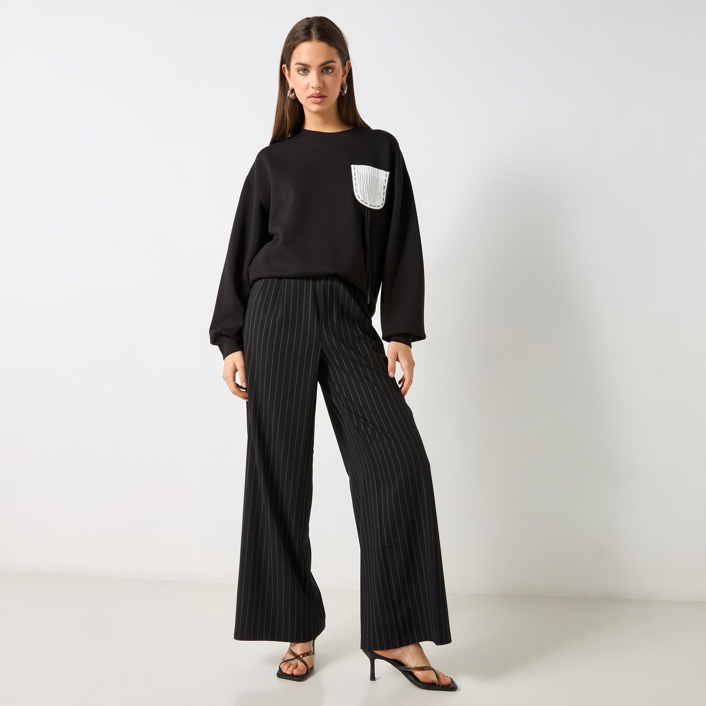 سويت شيرت بأكمام طويلة وتفاصيل مزخرفة من تو إكستريمز-women-clothing-hoodiesandsweatshirts-sweatshirts-image-2
