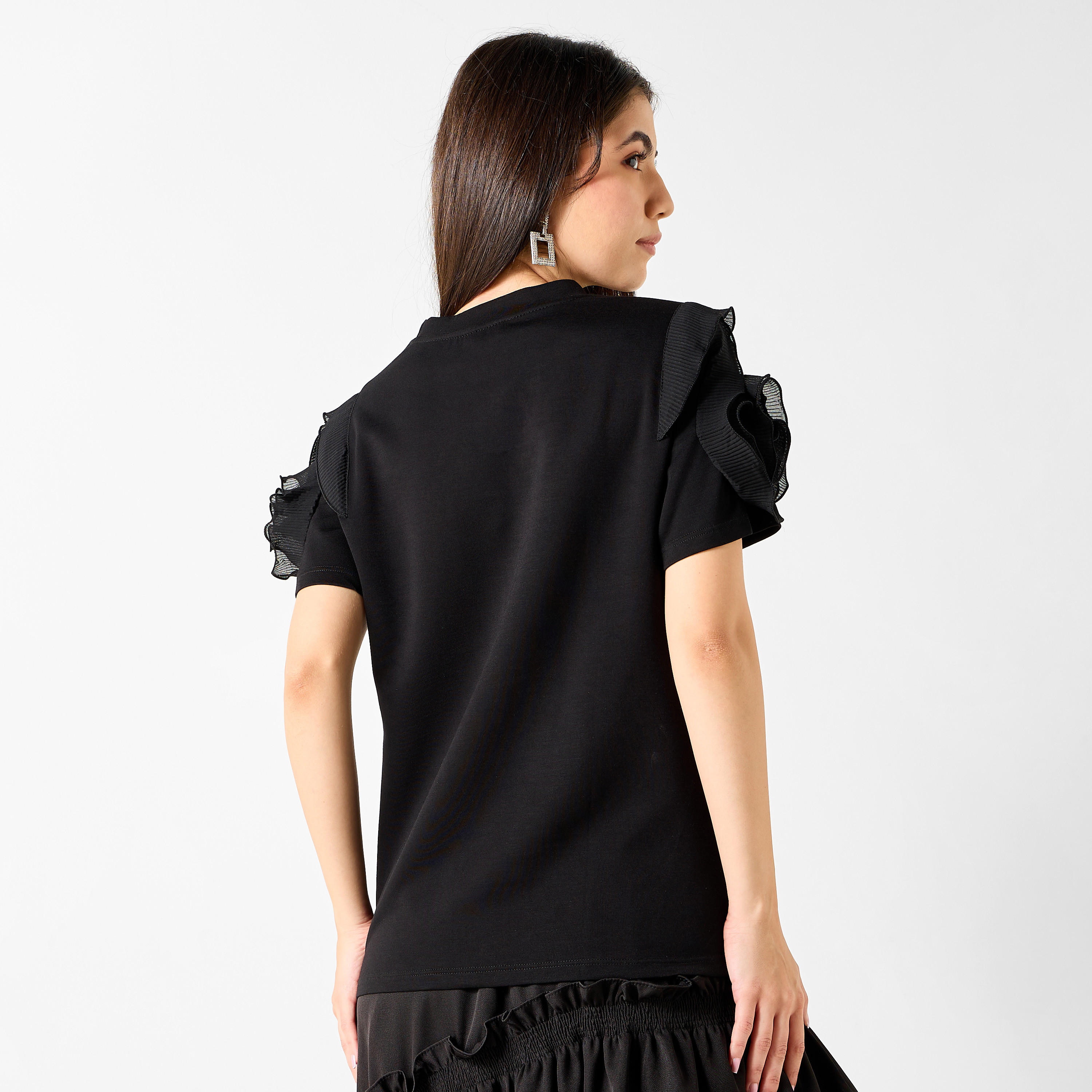 تيشيرت بزينة فراشة وأكمام بتفاصيل كشكش من تو إكستريمز-women-clothing-tshirts-image-7