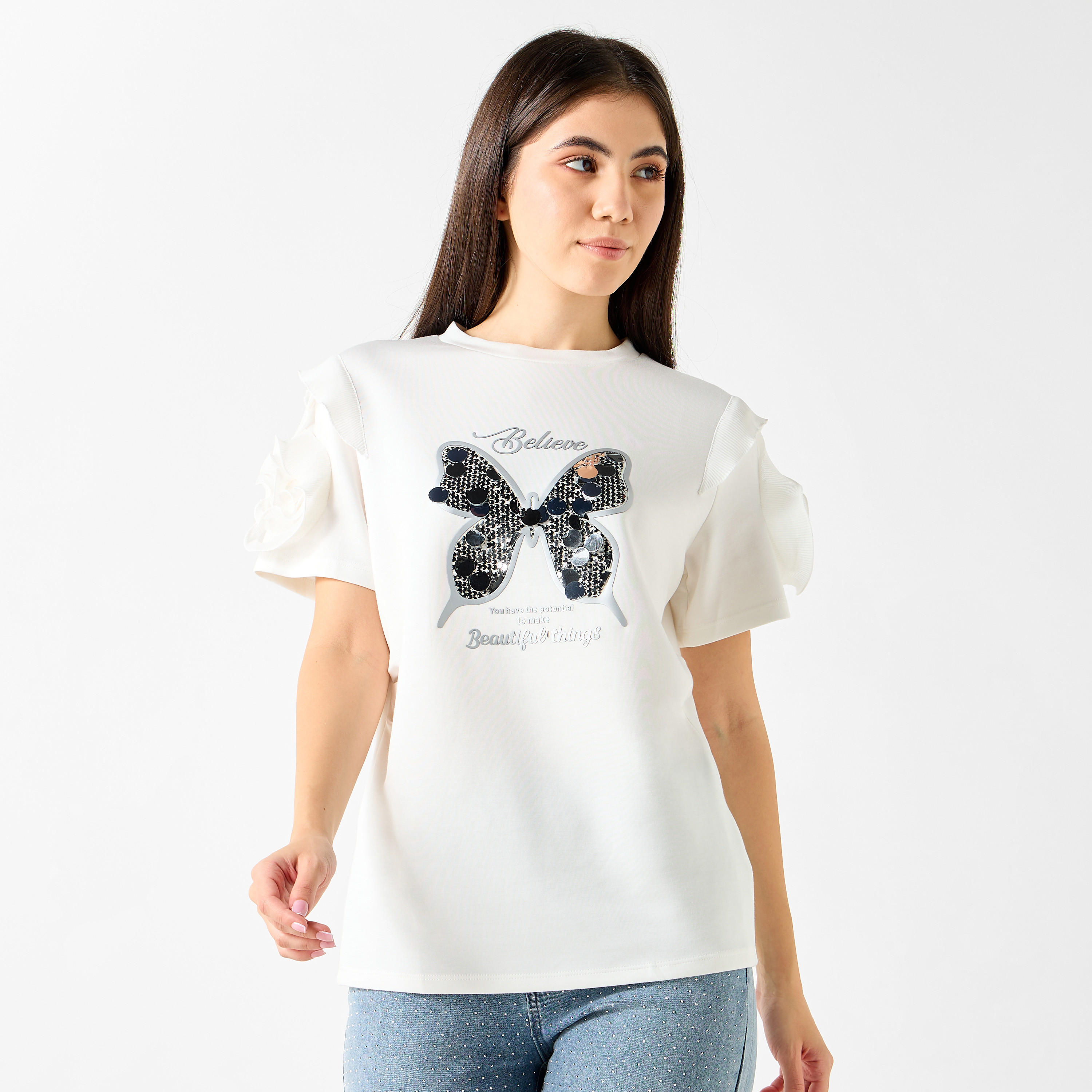 تيشيرت بزينة فراشة وأكمام بتفاصيل كشكش من تو إكستريمز-women-clothing-tshirts-image-1
