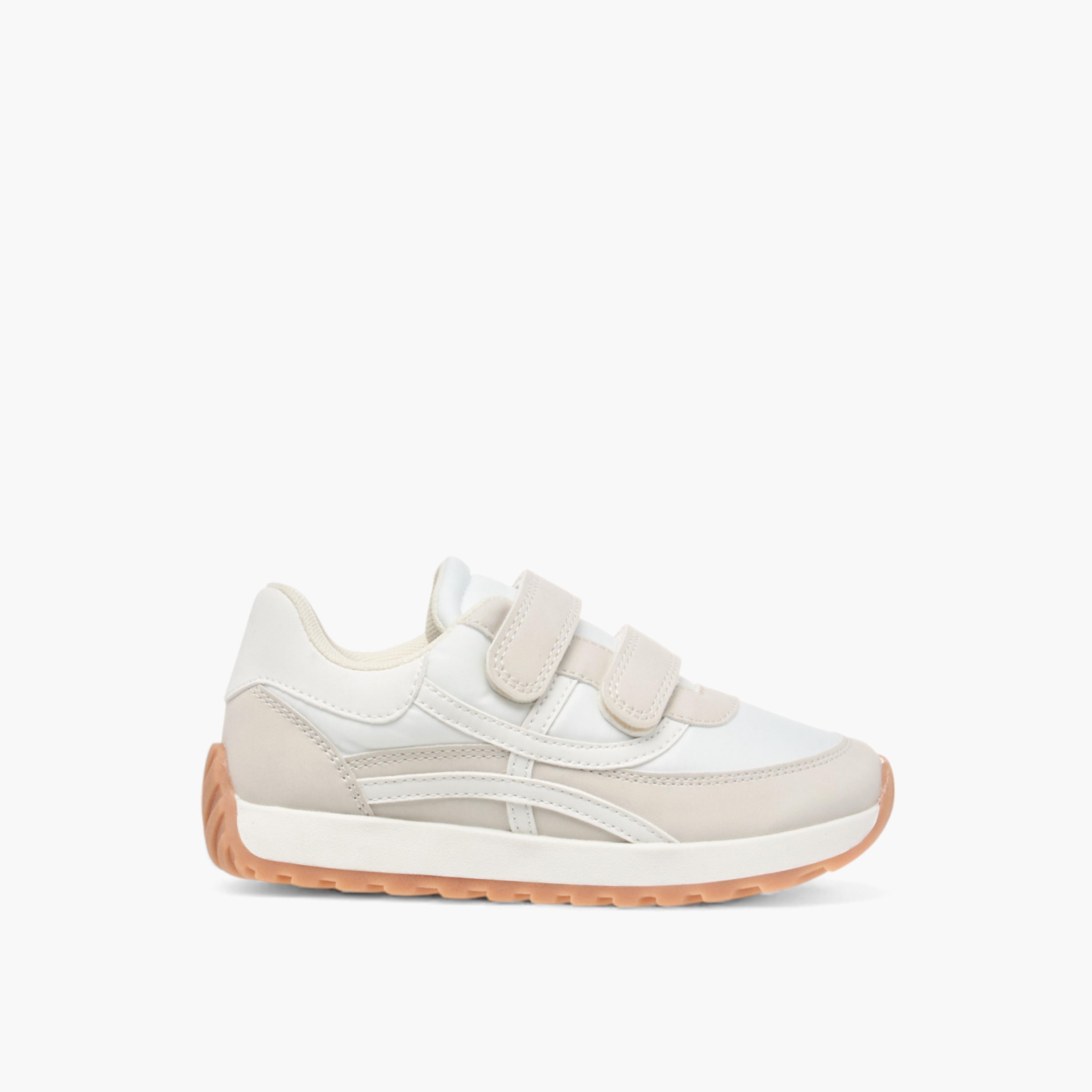 حذاء سنيكرز بشريط إغلاق وألواح من جونيورز-boys-shoes-sneakers-image-4