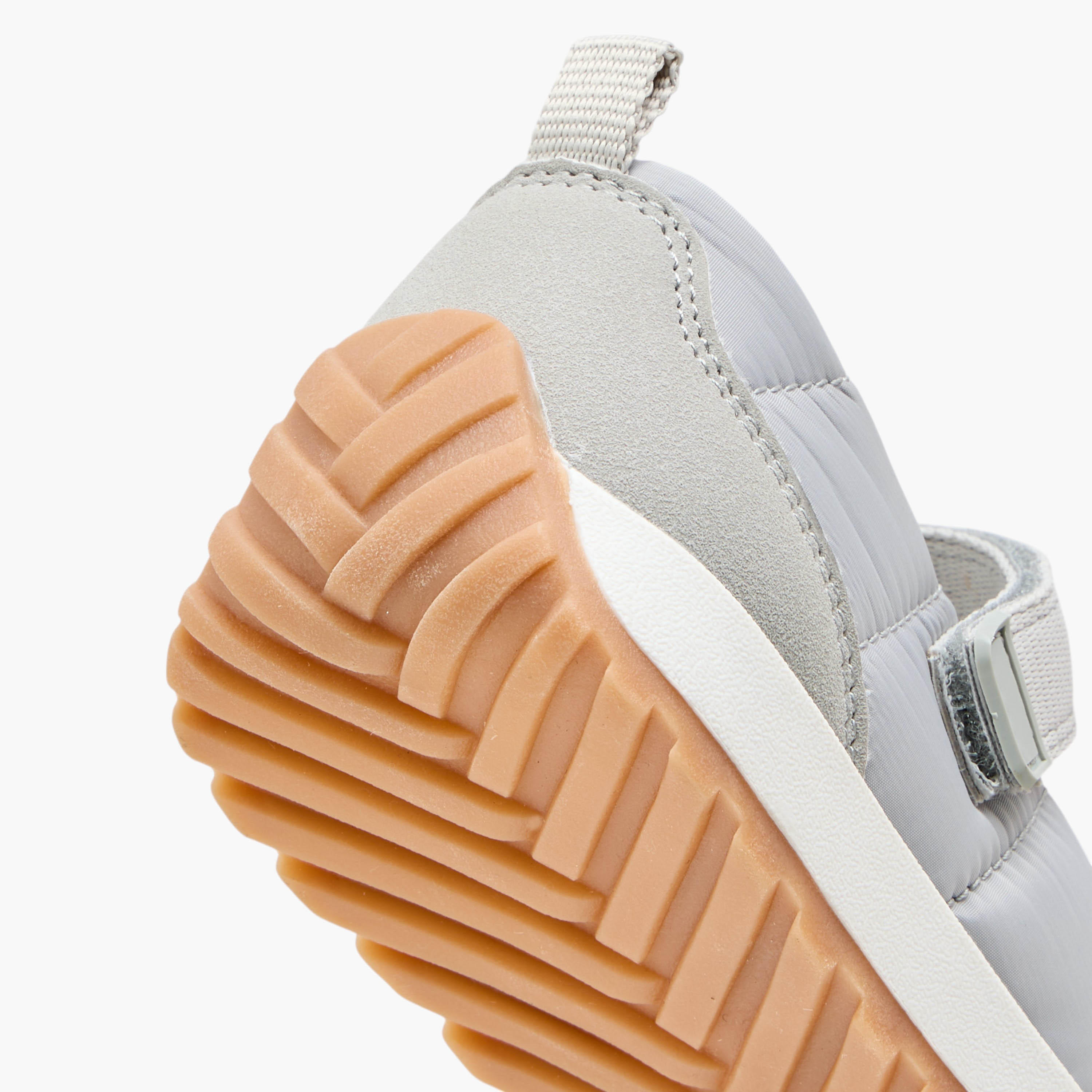 Juniors Textured Mary Jane Shoes with Hook and Loop Closure-girls-shoes-sneakers-image-5